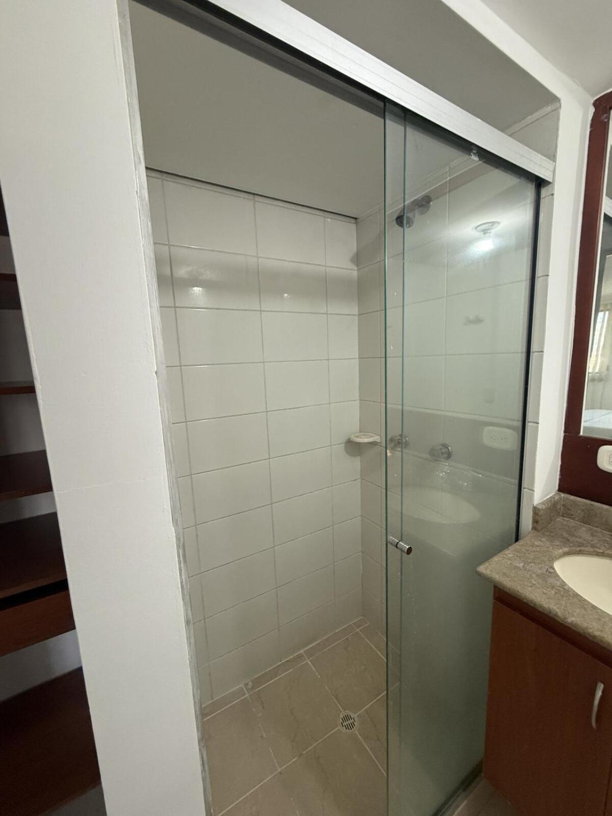 Apartamento In Poblado 17th Floor W Pool Medellín