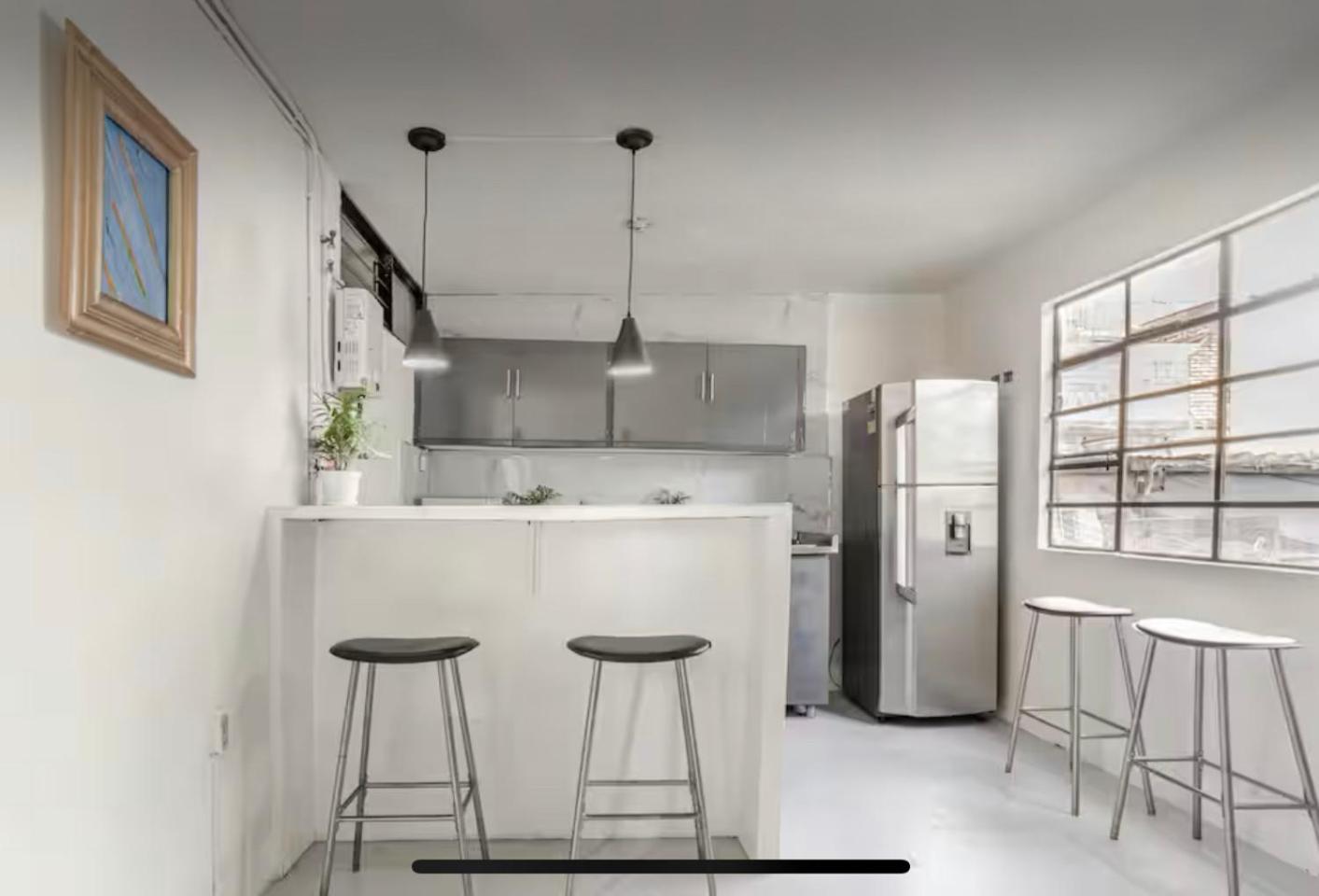Apartment El Poblado 4 Bedroom 3 Bathroom Private Terrace
