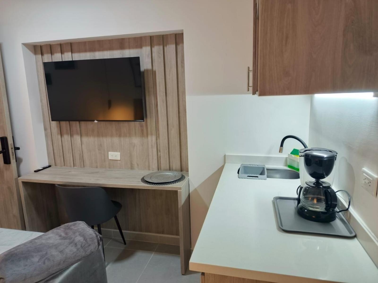 Kasa Cactus Laureles, Hotel 4*