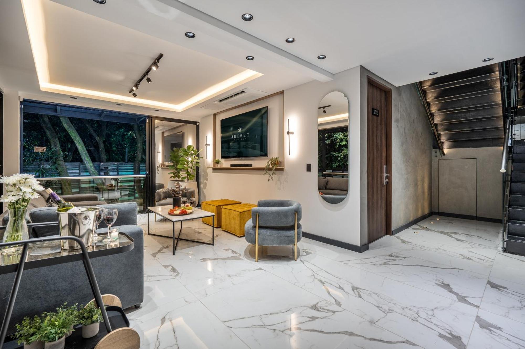 Villa Tribeca