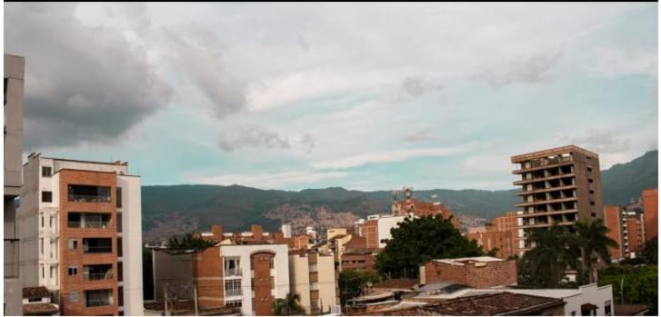 Apartamento Luareles-san Joaquin-balcon Medellín