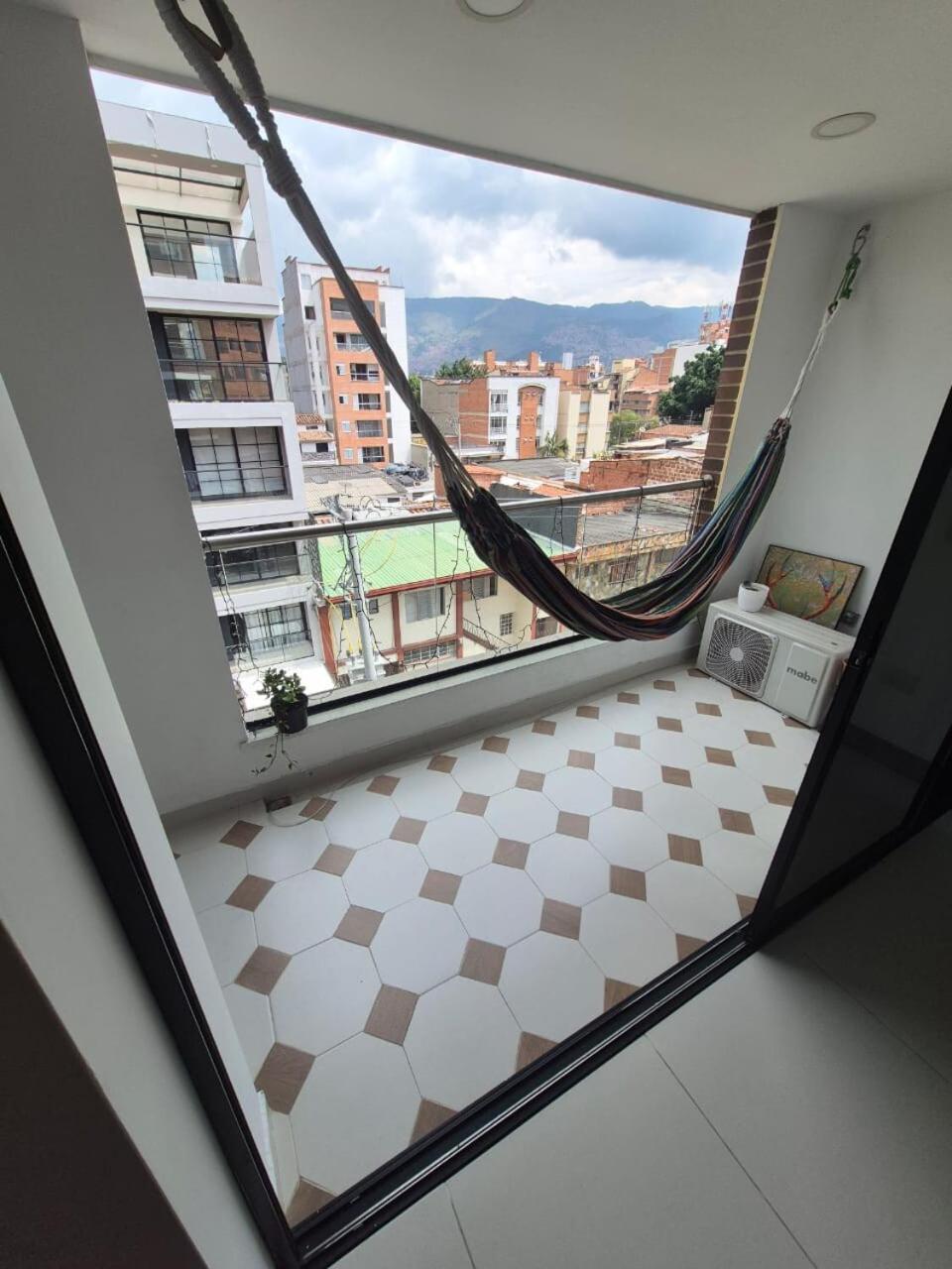 Apartamento Luareles-san Joaquin-balcon