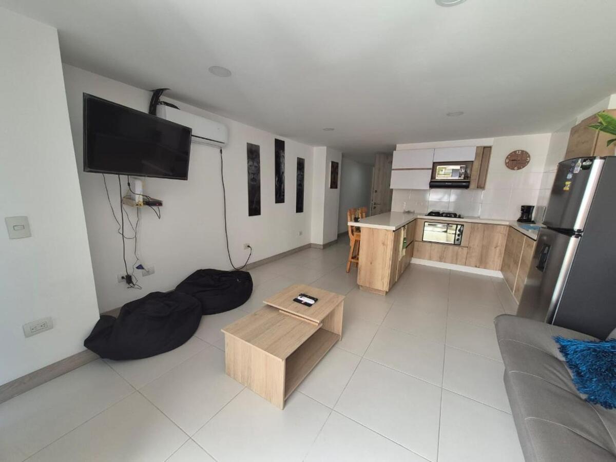 Apartamento Luareles-san Joaquin-balcon Medellín
