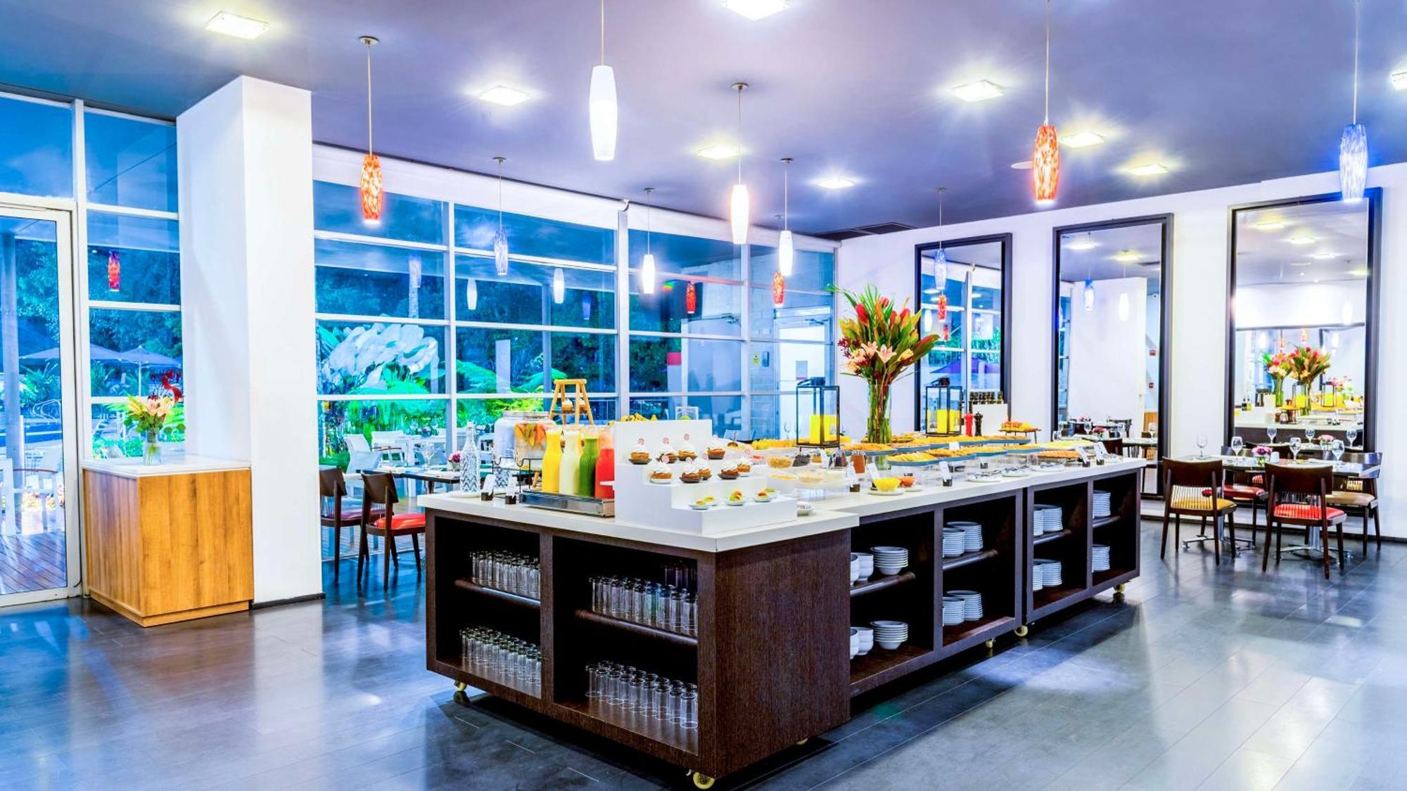 Hotel Nh Collection Royal 5*