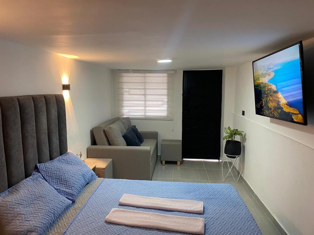 Malibu Apartment