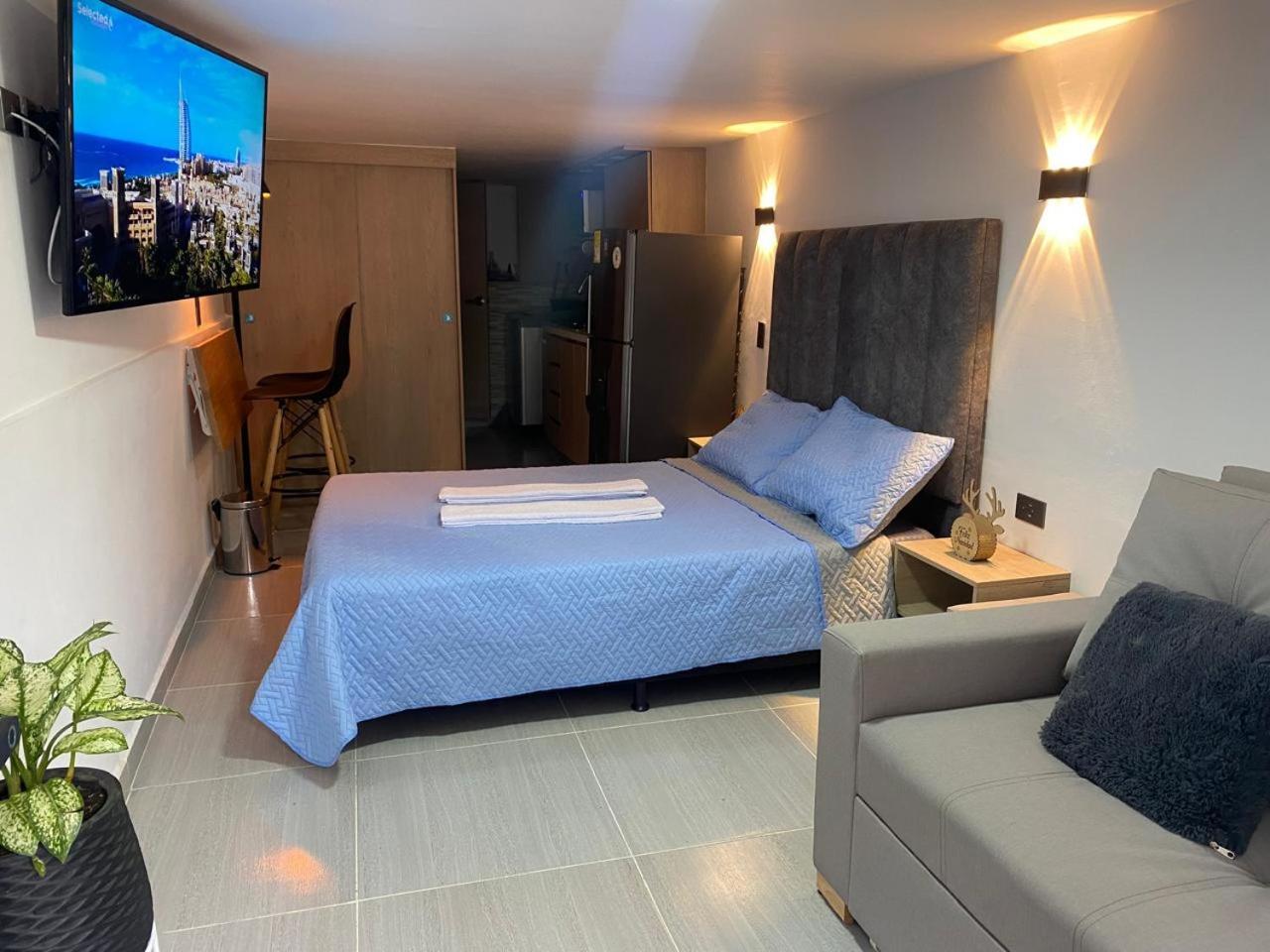Malibu Apartment *