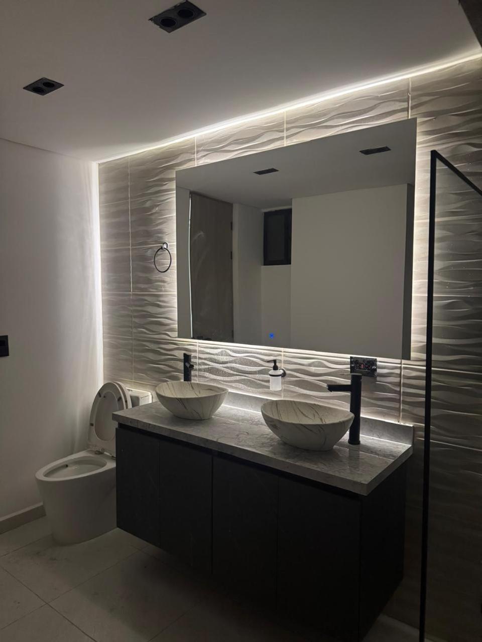 4300 Sqft Luxury Penthouse With Stunning Views Apartamento *