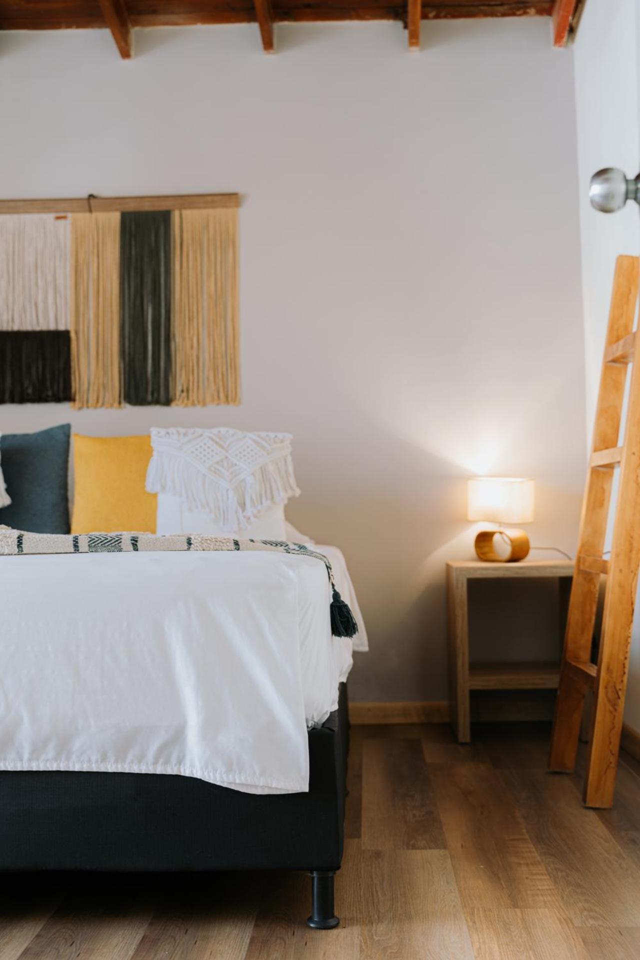 Luum Casa Manila Bed and breakfast