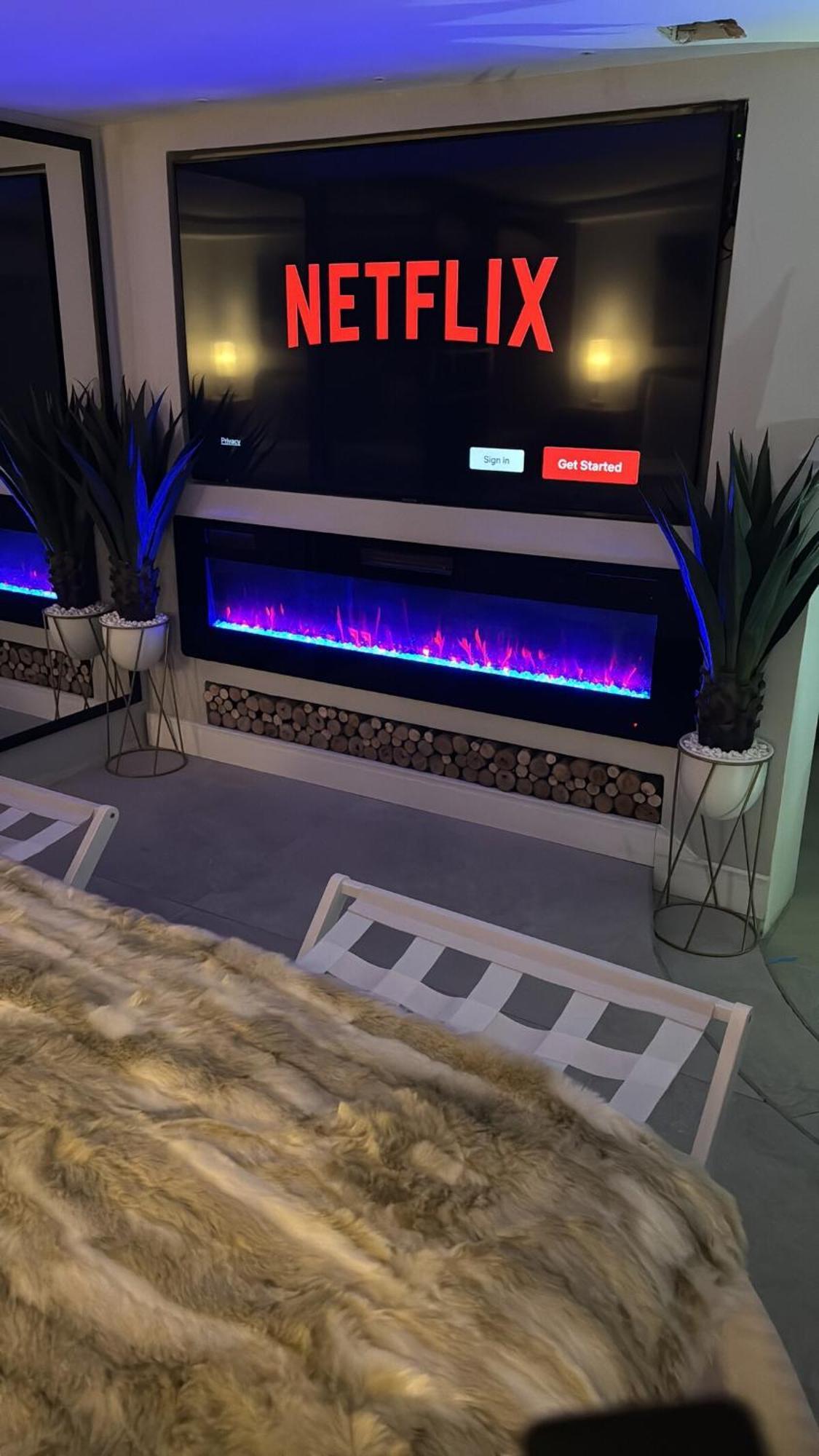 Luxury Jacuzzi Air Conditioning Fireplace And King Bed Medellín