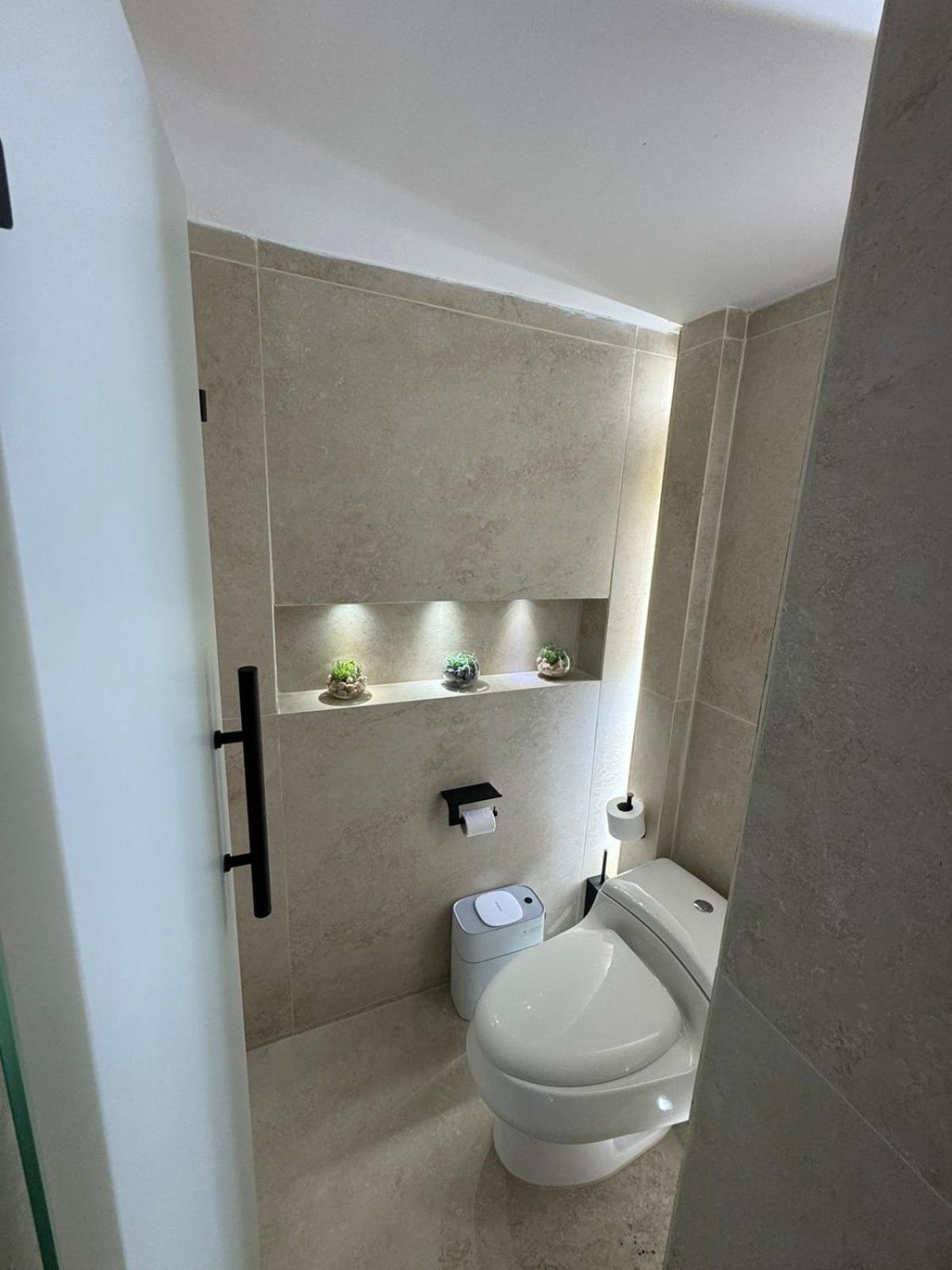 Apartamento Luxury Jacuzzi Air Conditioning Fireplace And King Bed *