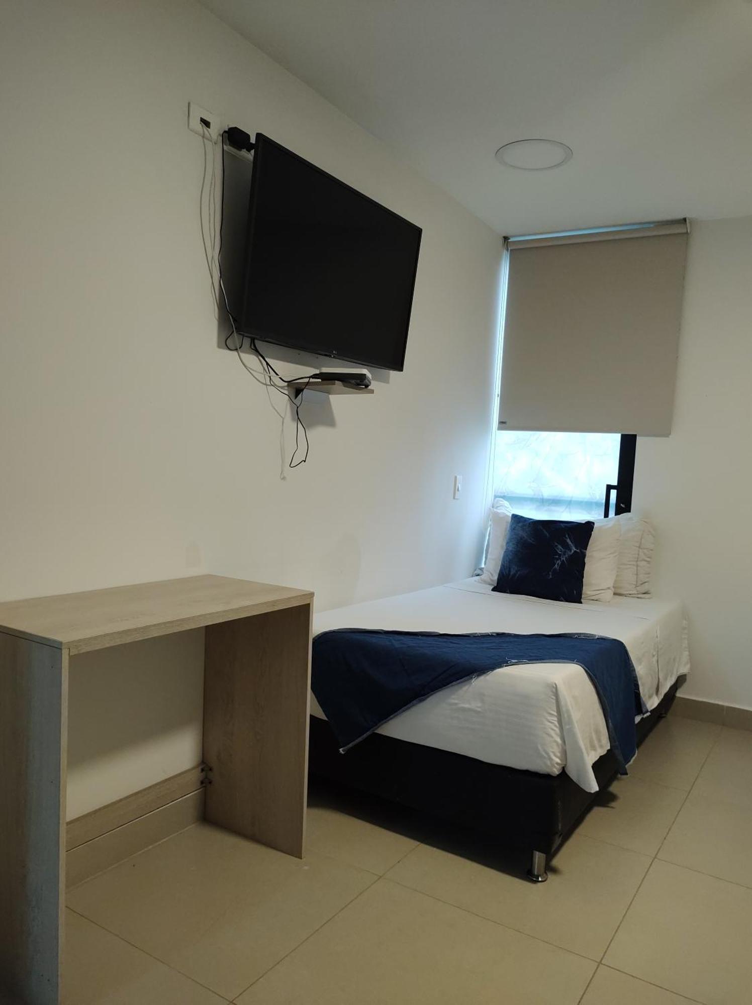 Zona Hotel 3*