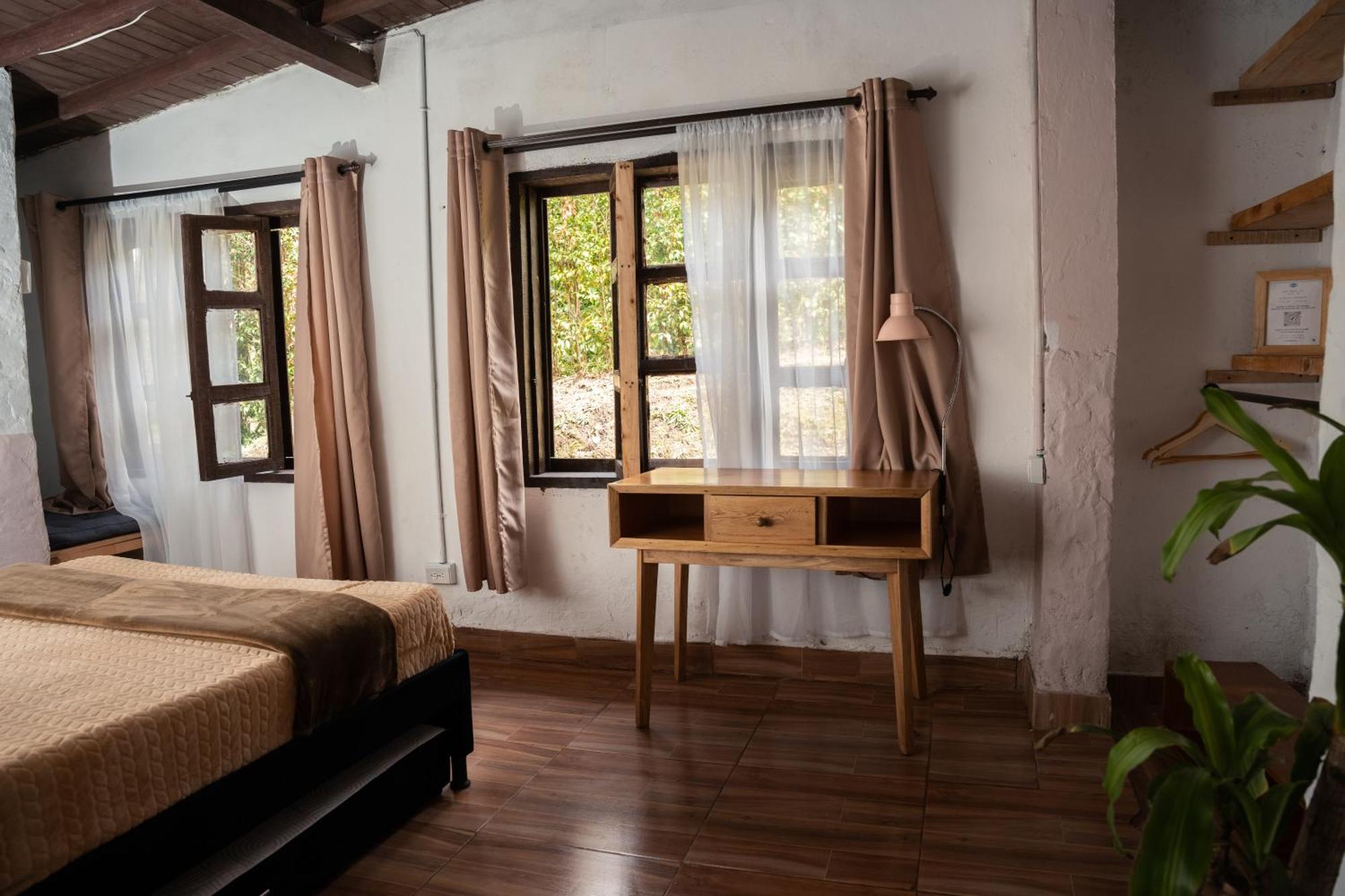 Casa Profunda - Santa Elena
