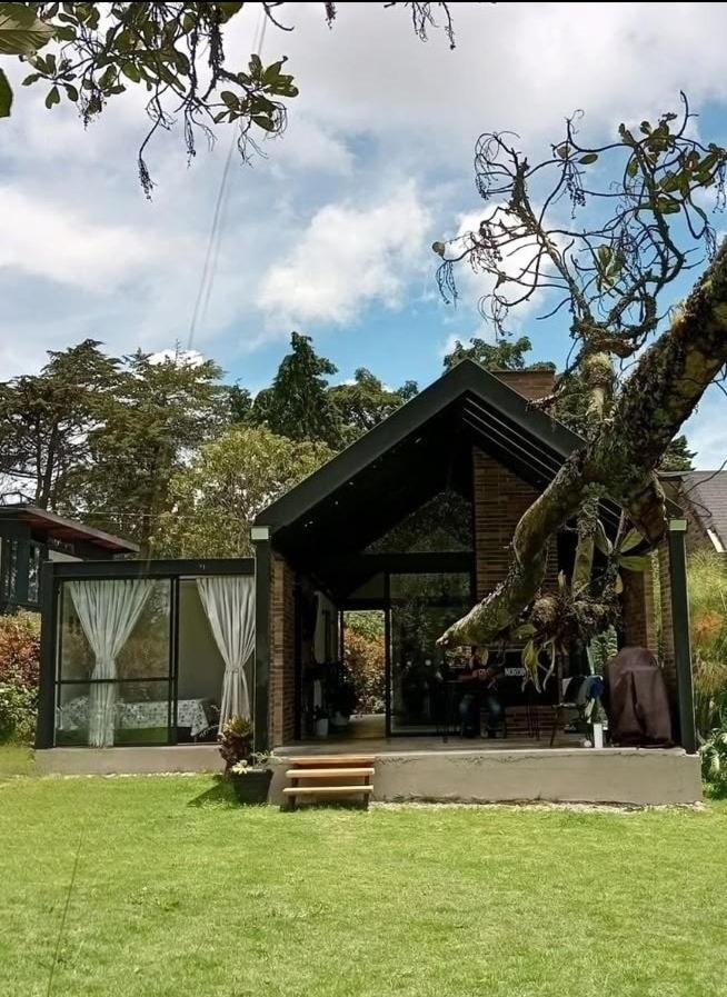 Nordika House - Ideal Fotografia Y Descanso * Medellin
