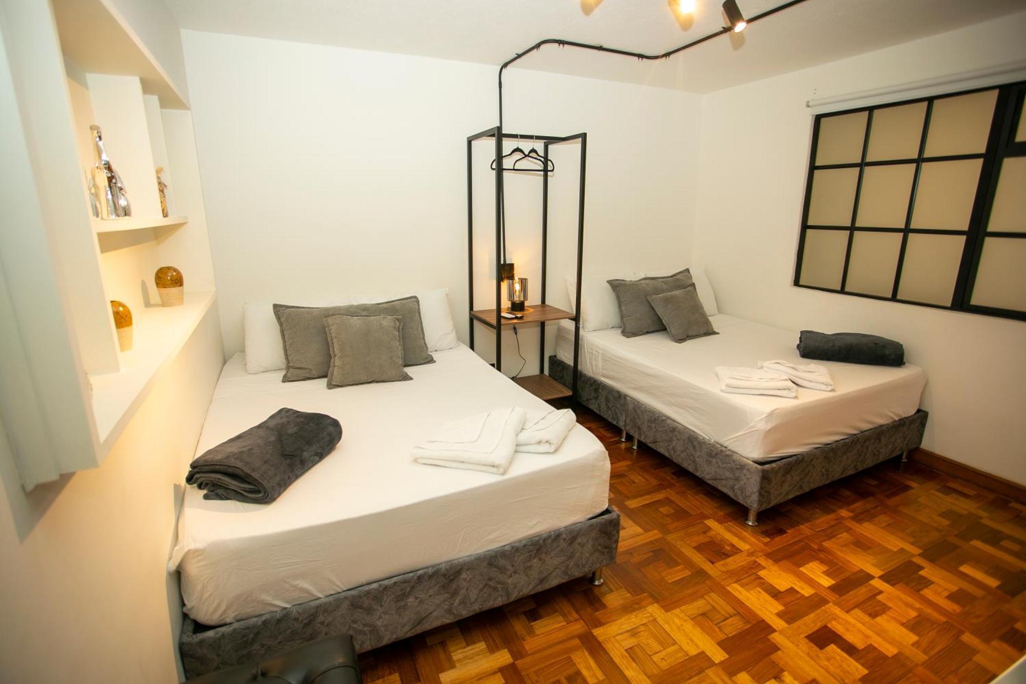 Lorel Spring Luxury Cozy And Relaxing 5br-ac-wifi-jacuzzi-ac-laundry Сasa de vacaciones Medellín