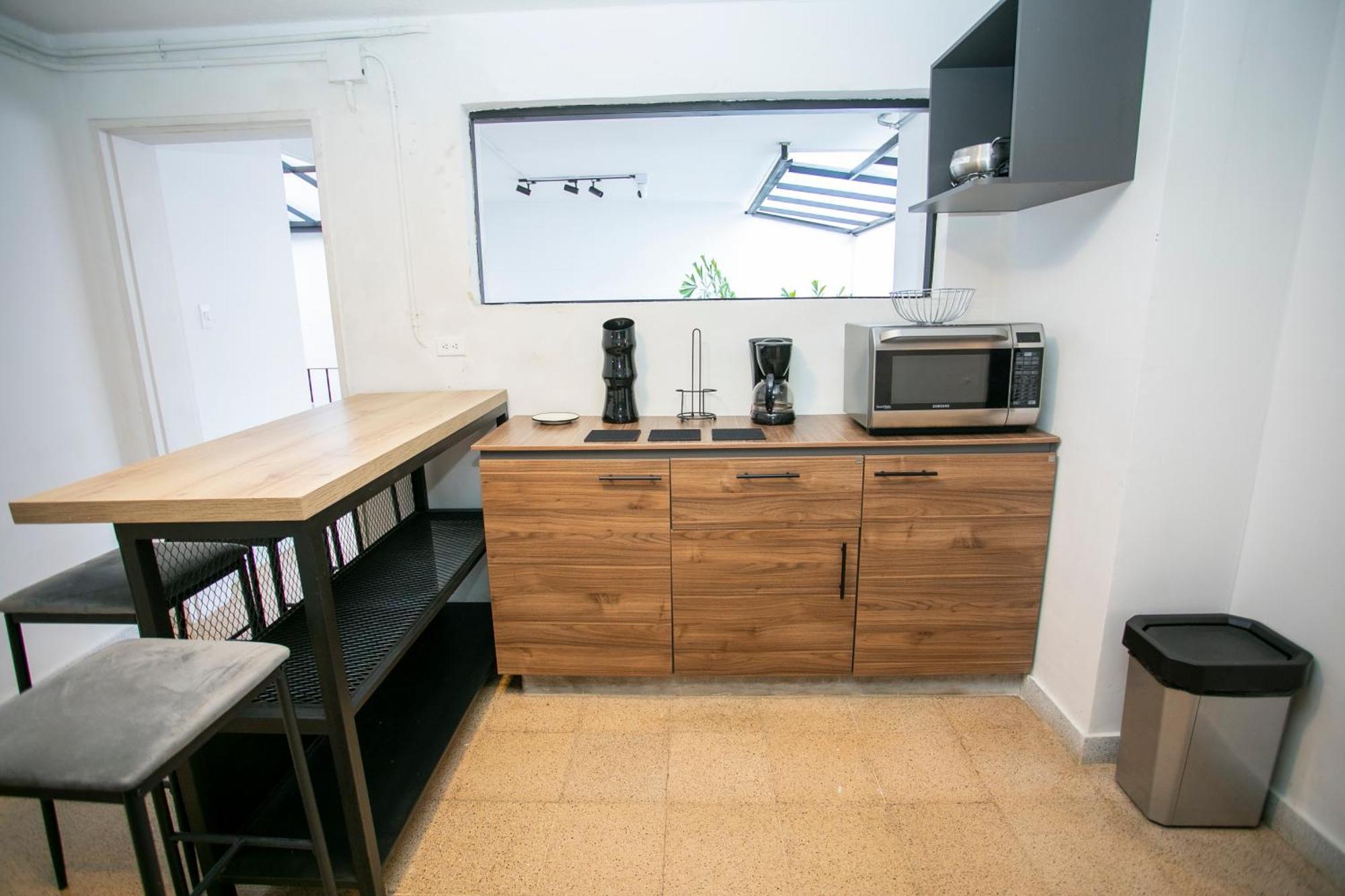 Lorel Spring Luxury Cozy And Relaxing 5br-ac-wifi-jacuzzi-ac-laundry Medellín