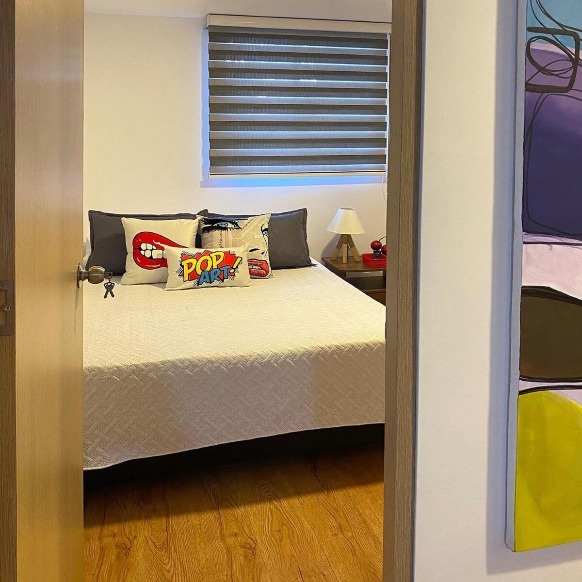 Tu Hogar Temporal En Medellin, Moderno, Comodo, Bien Ubicado Y Wifi 400
