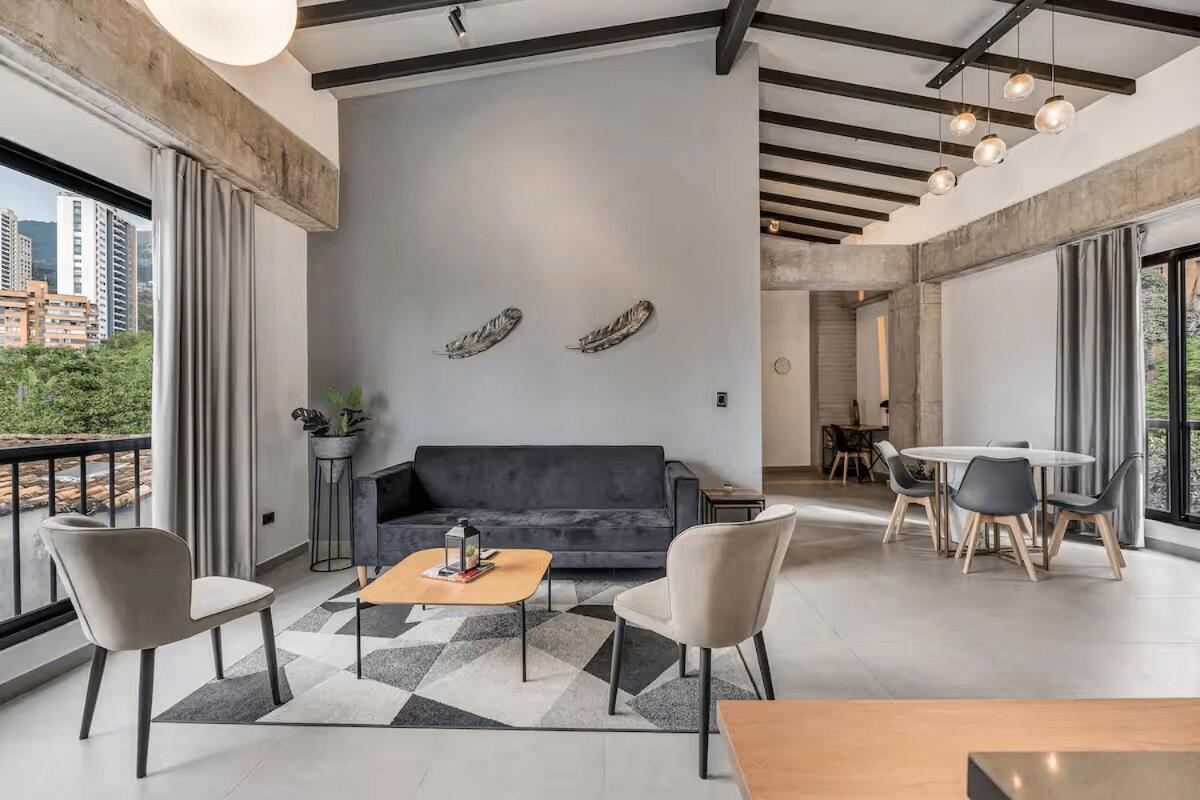 Poblado, 5 Min To San Lucas Plaza, Free Parking 315 Apartamento *