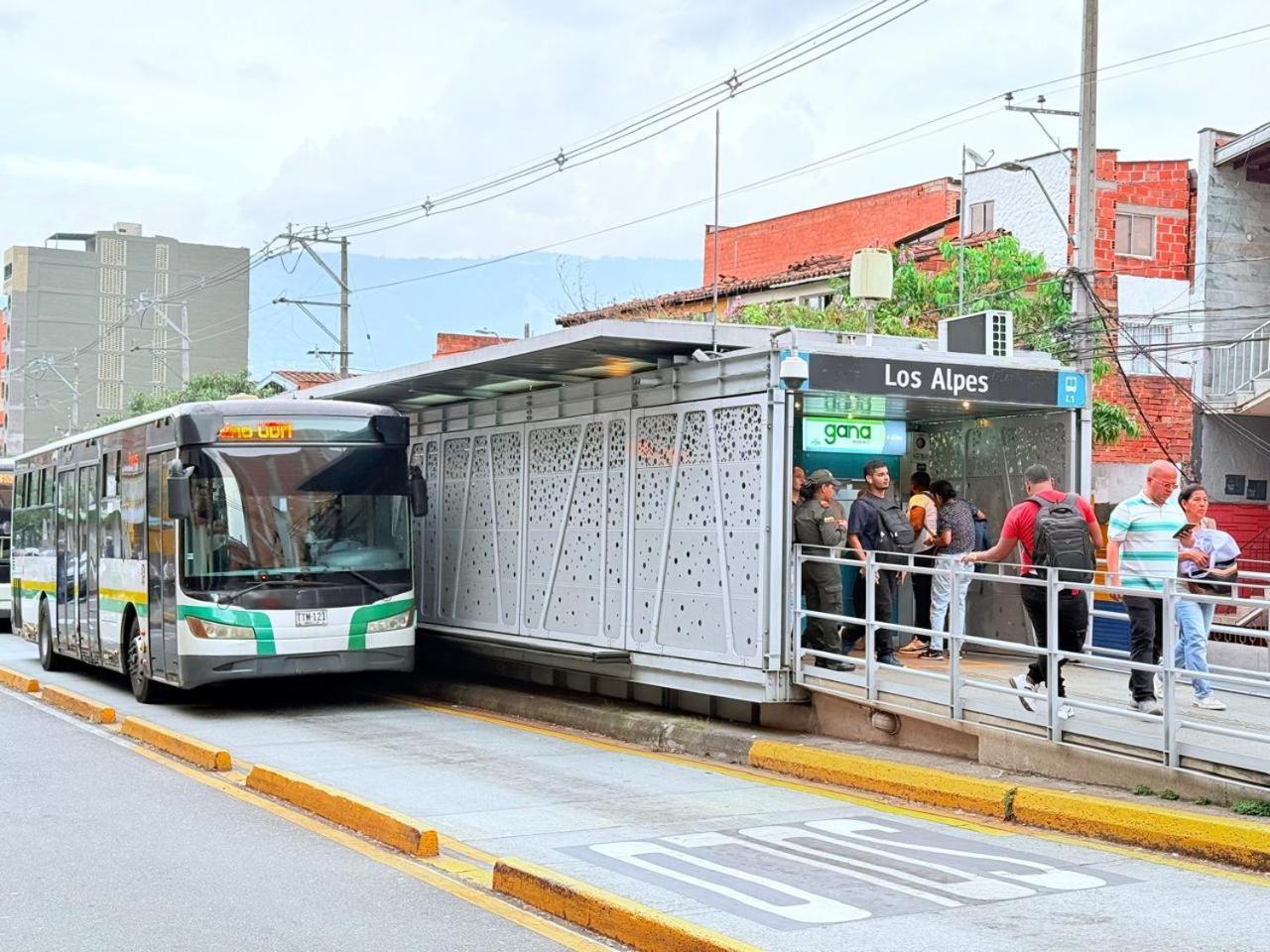 Aparta Estudio 205- Casa Bendita * Medellín