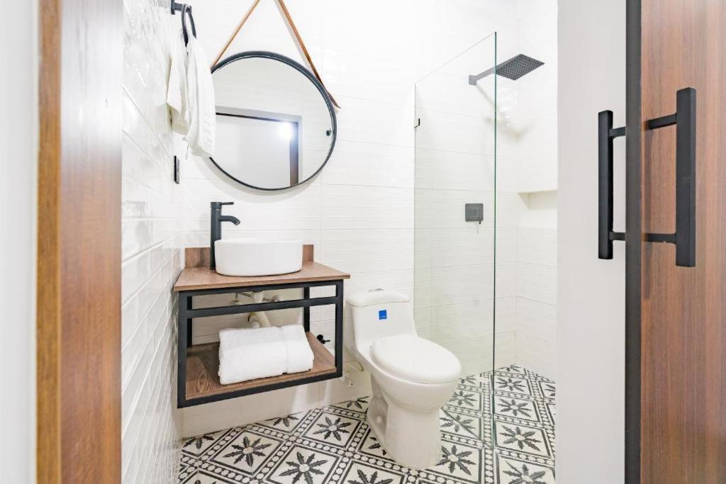 Loft Hotel *