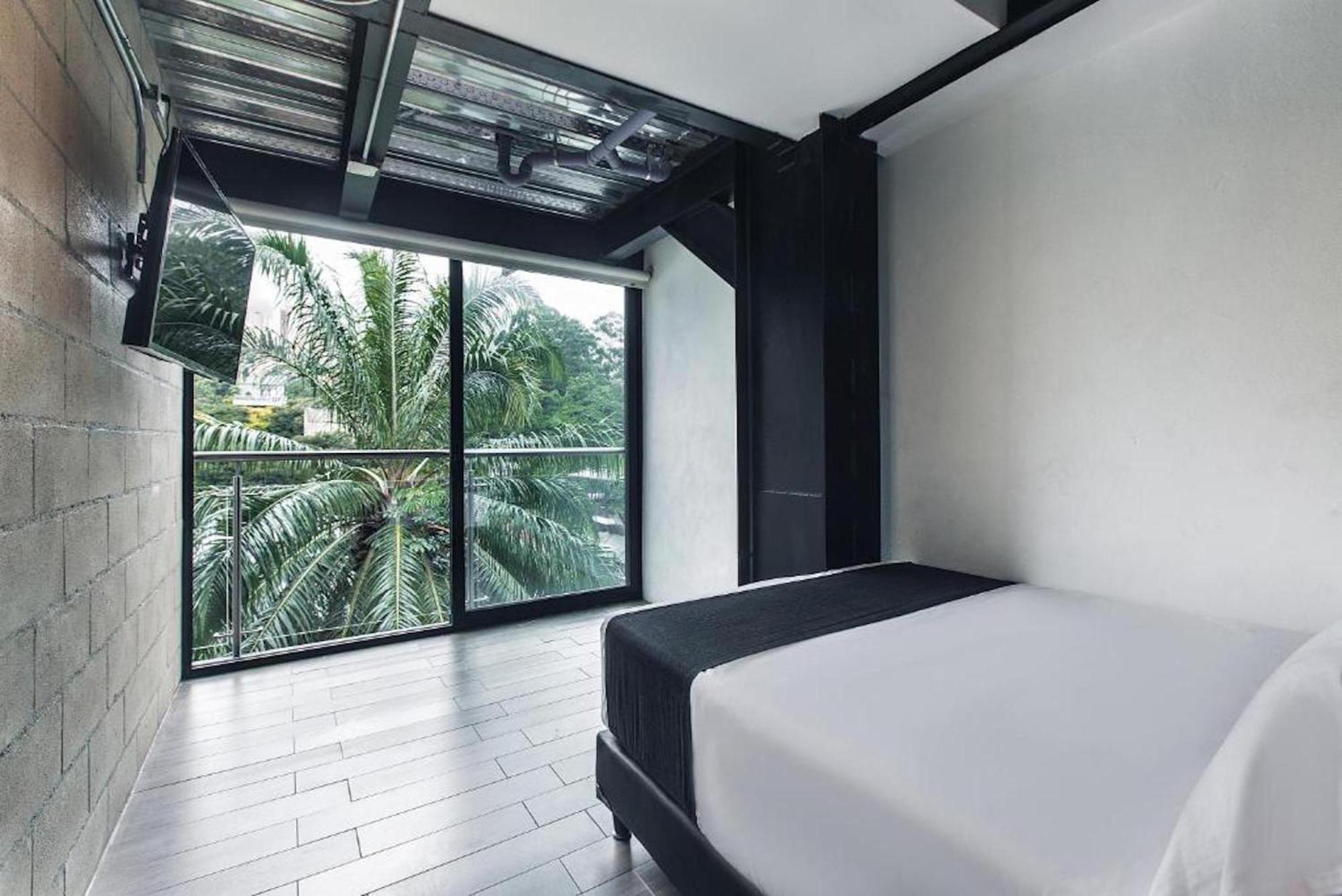 Llp Hotel 3*
