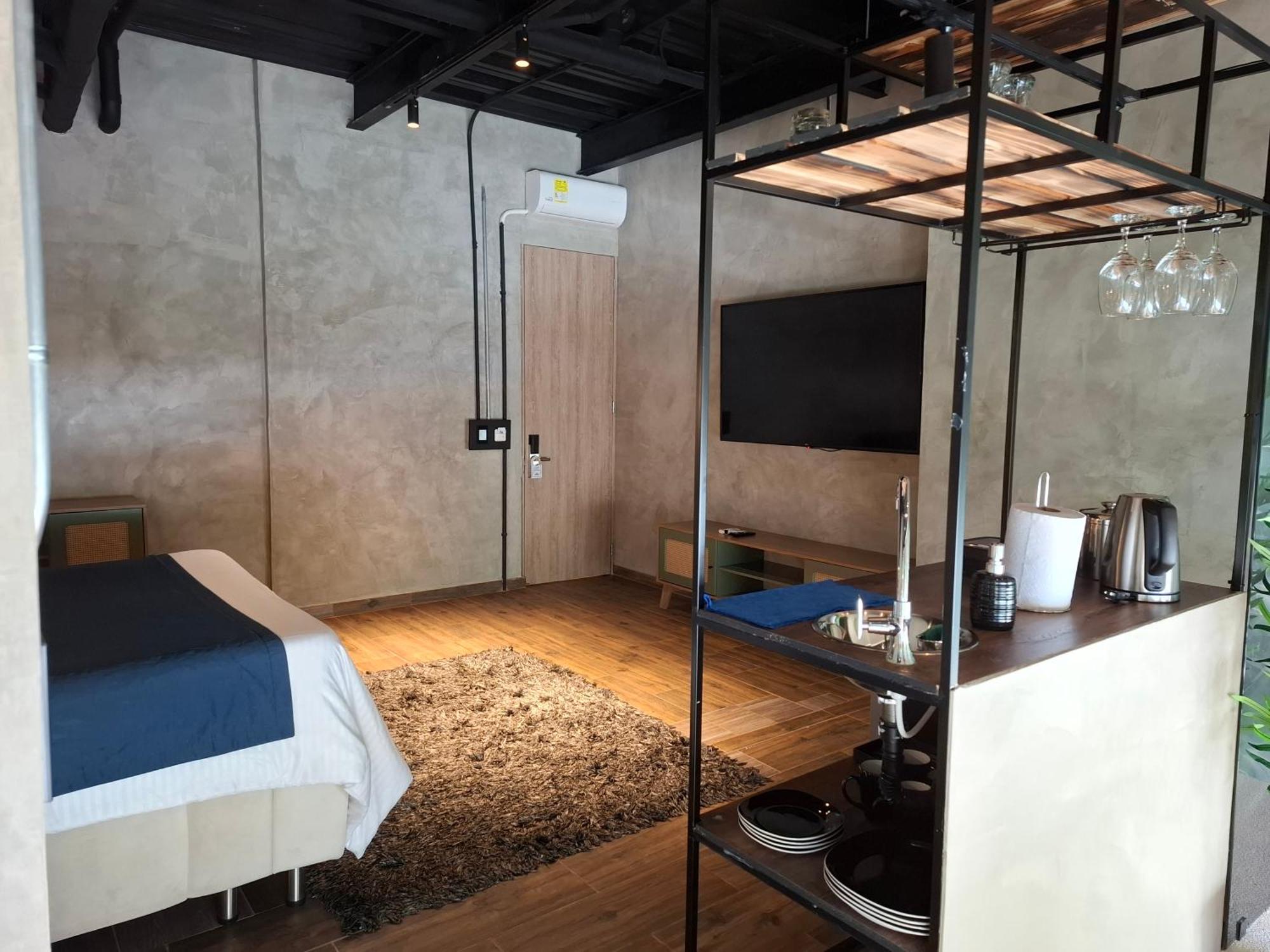 Llp Hotel 3*