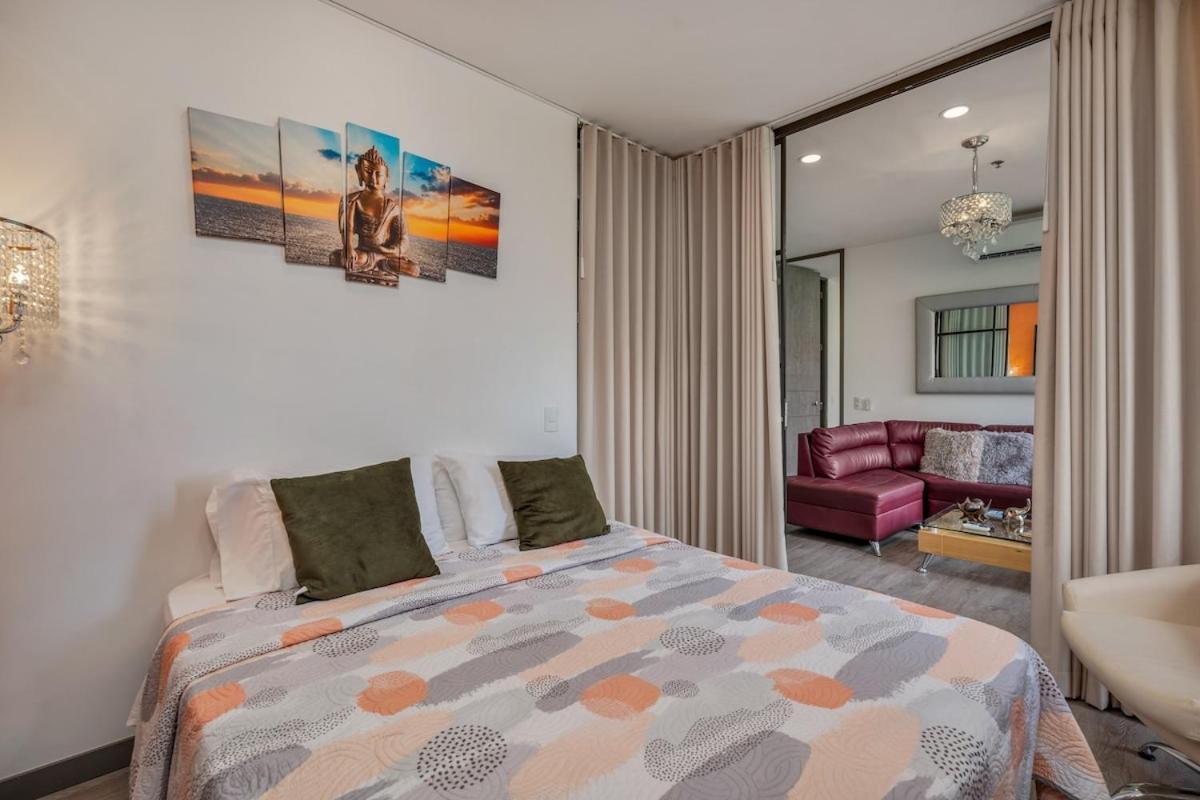 2 Bed 2 Baths With Pool And Gym In Poblado Apartamento Medellín