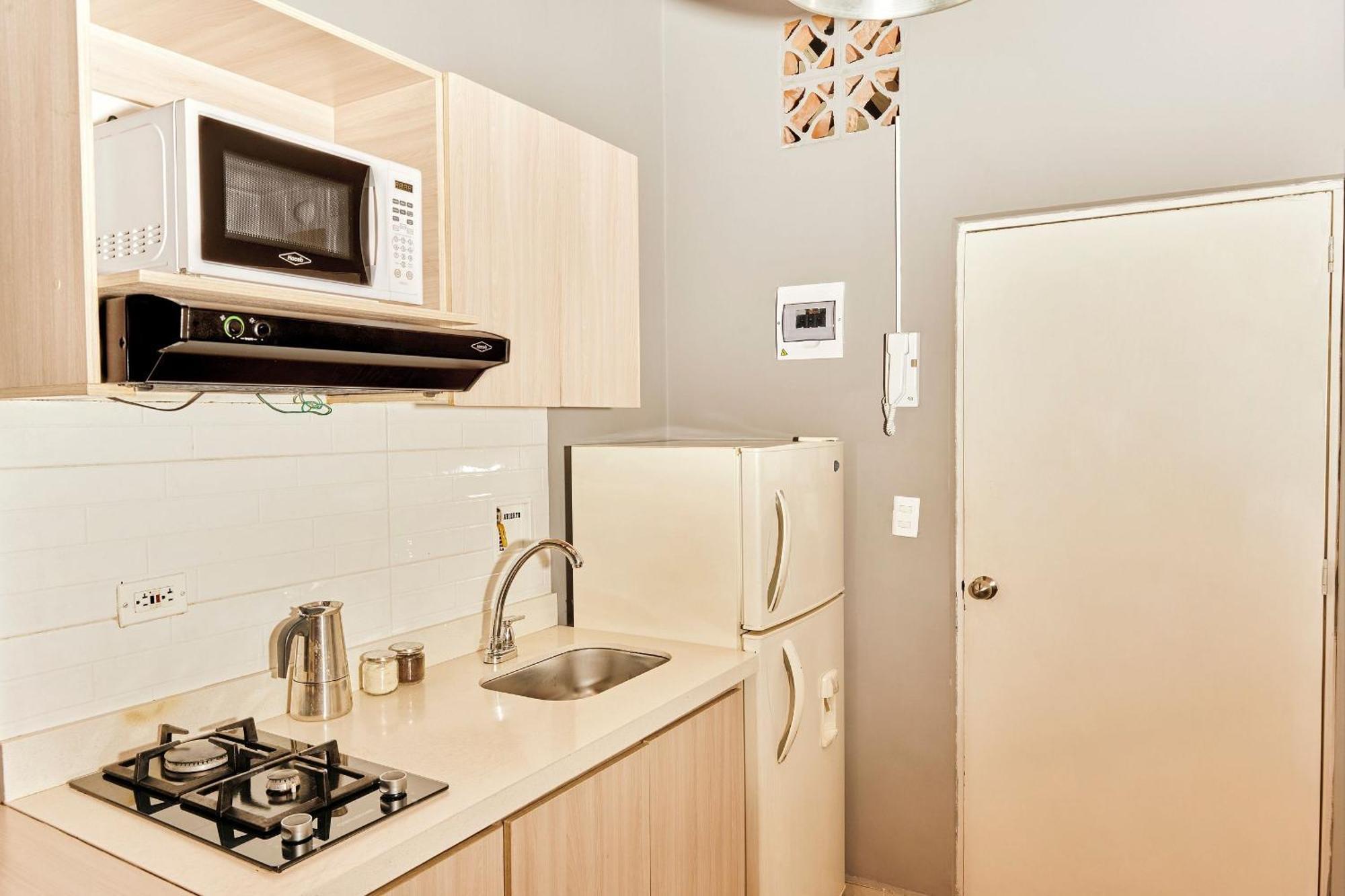 En Zona Rosa De Laureles Apartamento