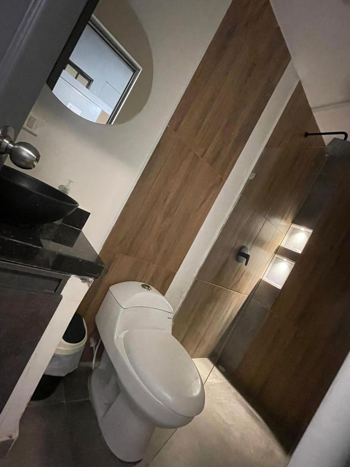 Apartamento Pequeno La 70 Estadio Laurles