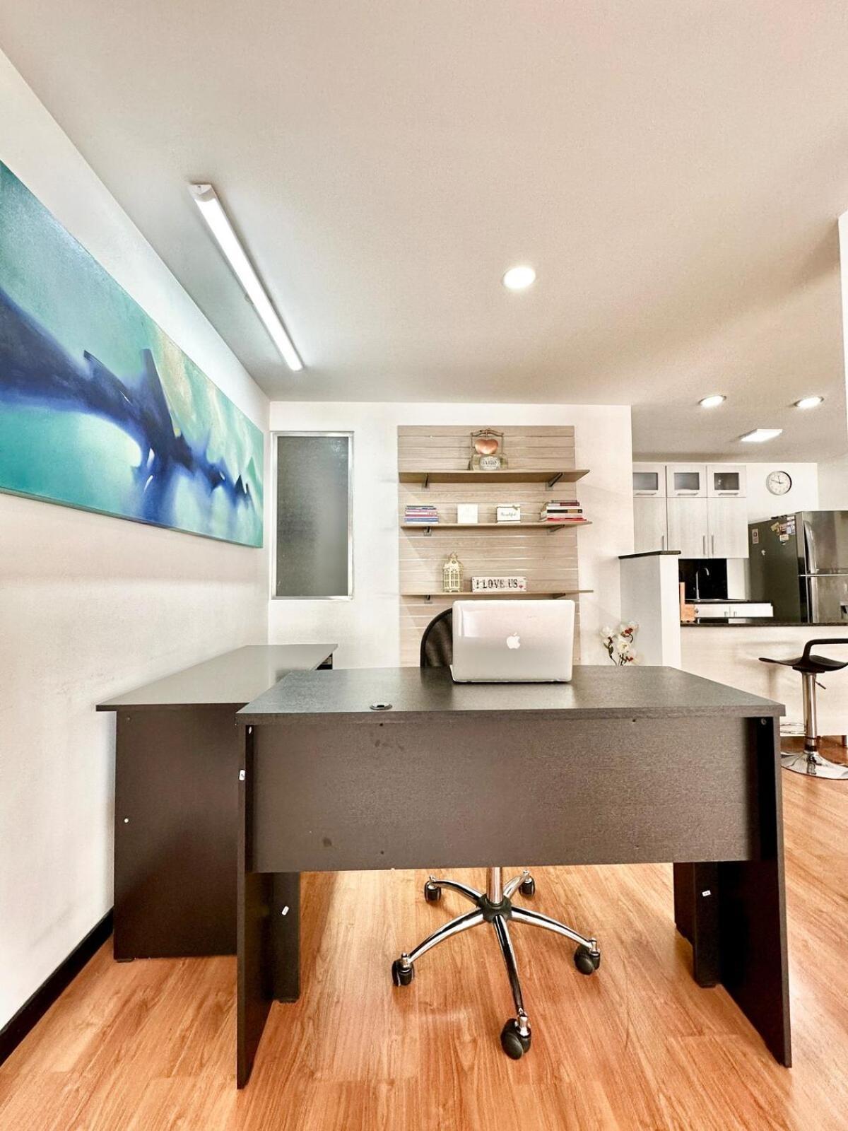 Hermoso En El Poblado Apartamento Medellín