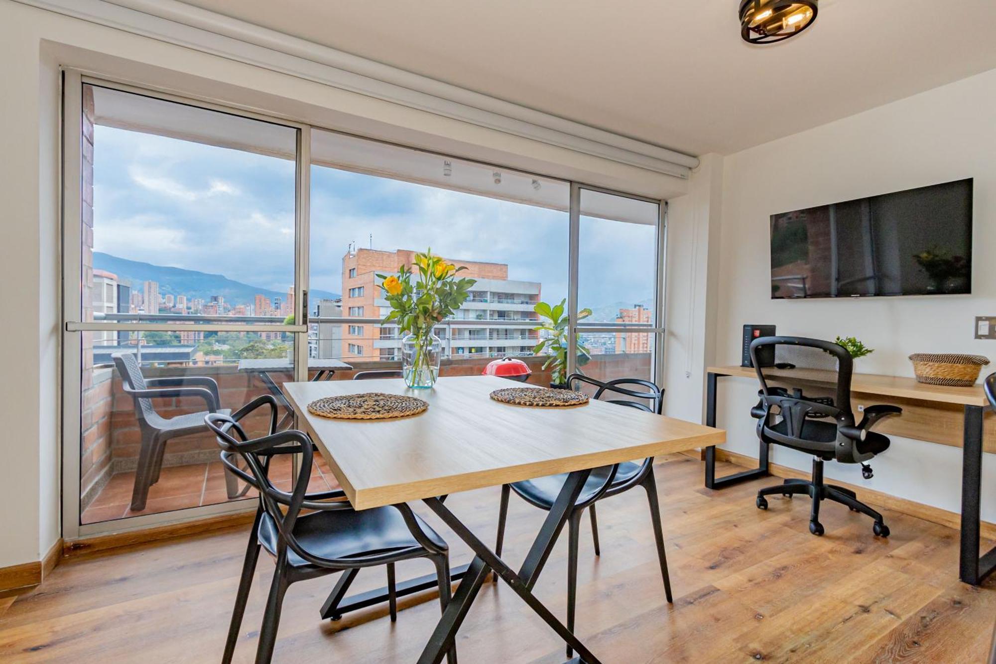 Apartamento Torre Pravia By Host *