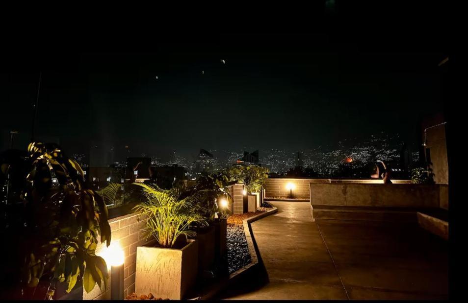 Encantador Loft Urbano En El Corazon De * Medellin