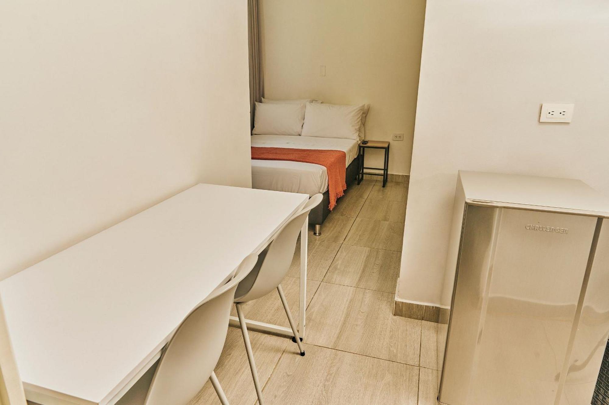 Apartamento Y Loft En Zona Rosa De Laureles *