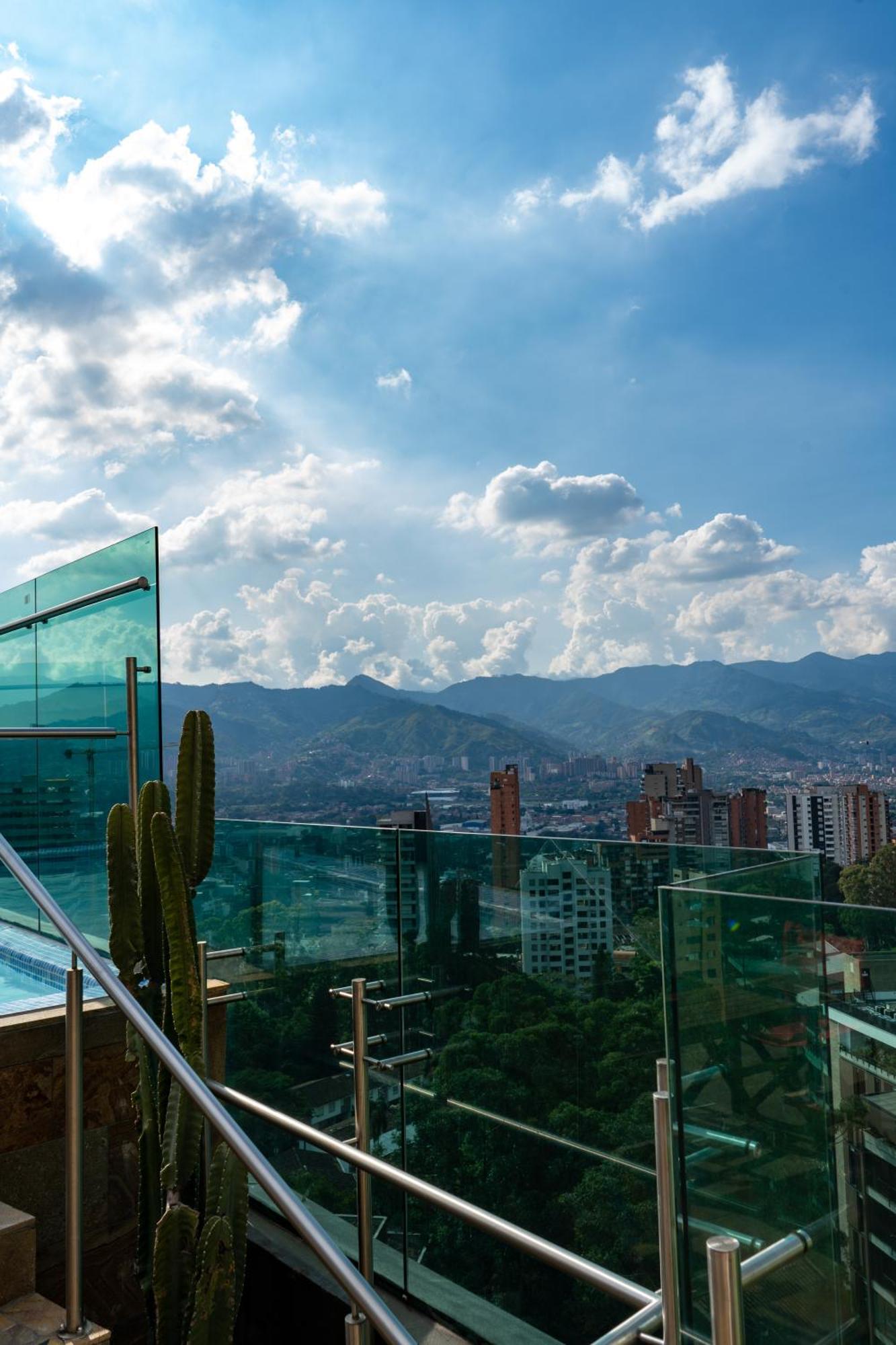 Hotel Cafe Medellin