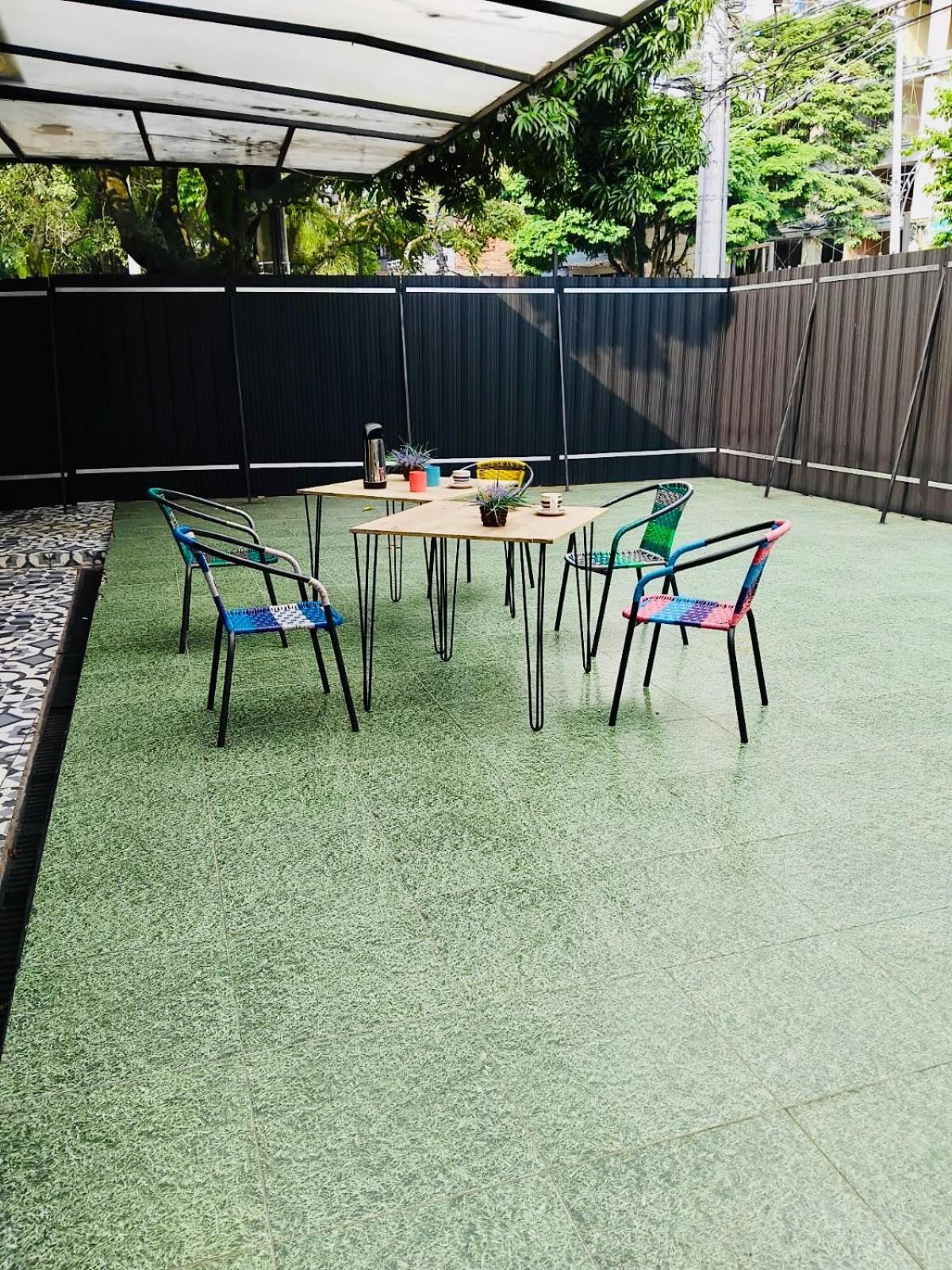 Urban Oasis Med *