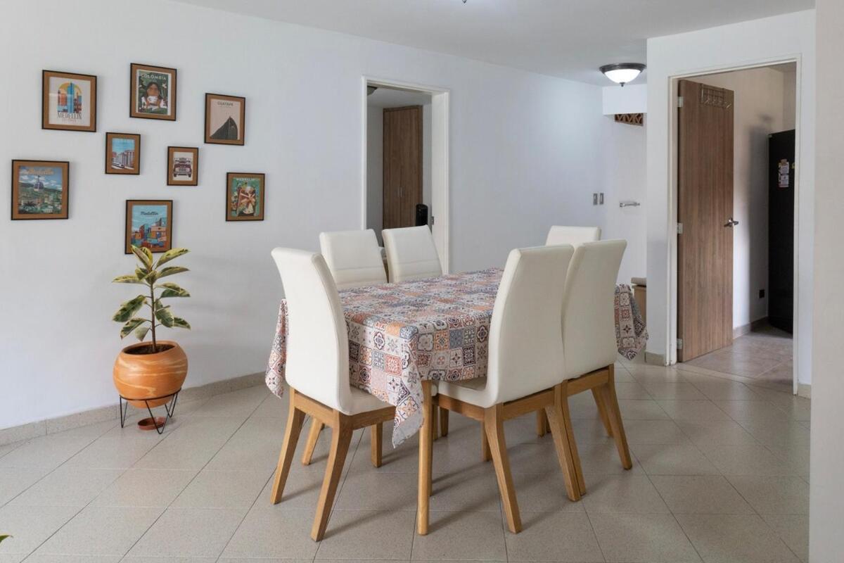 Сasa de vacaciones Casa Amplia Y Acogedora En El Corazon De Laureles