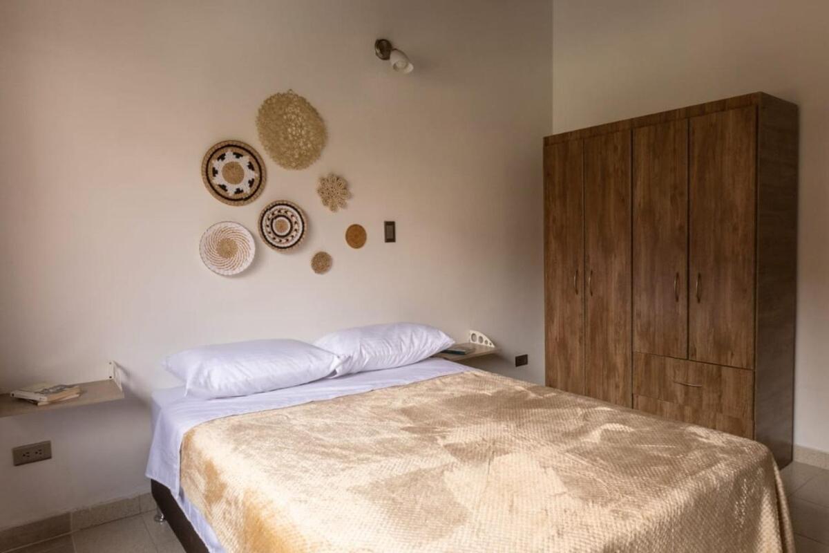 Casa Amplia Y Acogedora En El Corazon De Laureles Medellín
