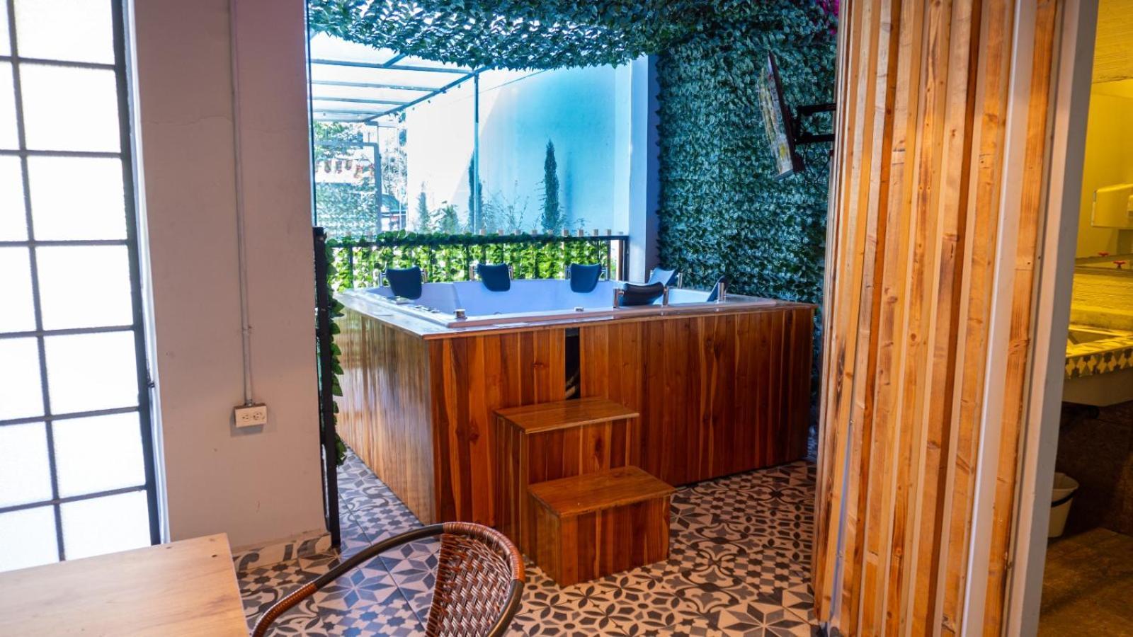 Urban Oasis Med Сasa de vacaciones