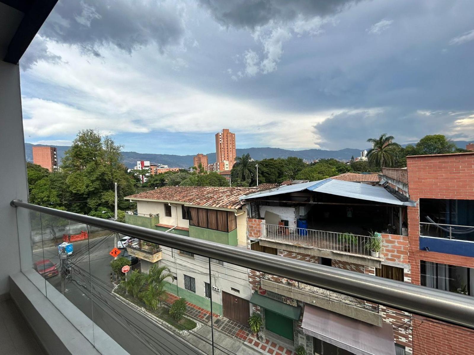 Cerca Al Metro Y Lugares Turisticos