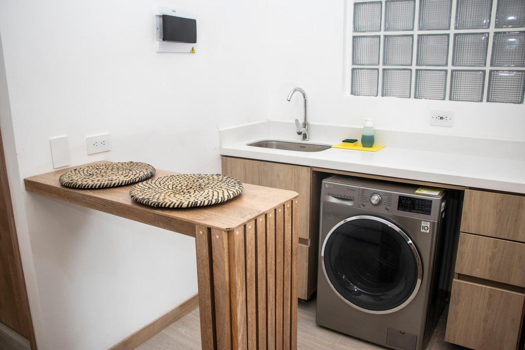 Zenia 70 Living & Apartamento