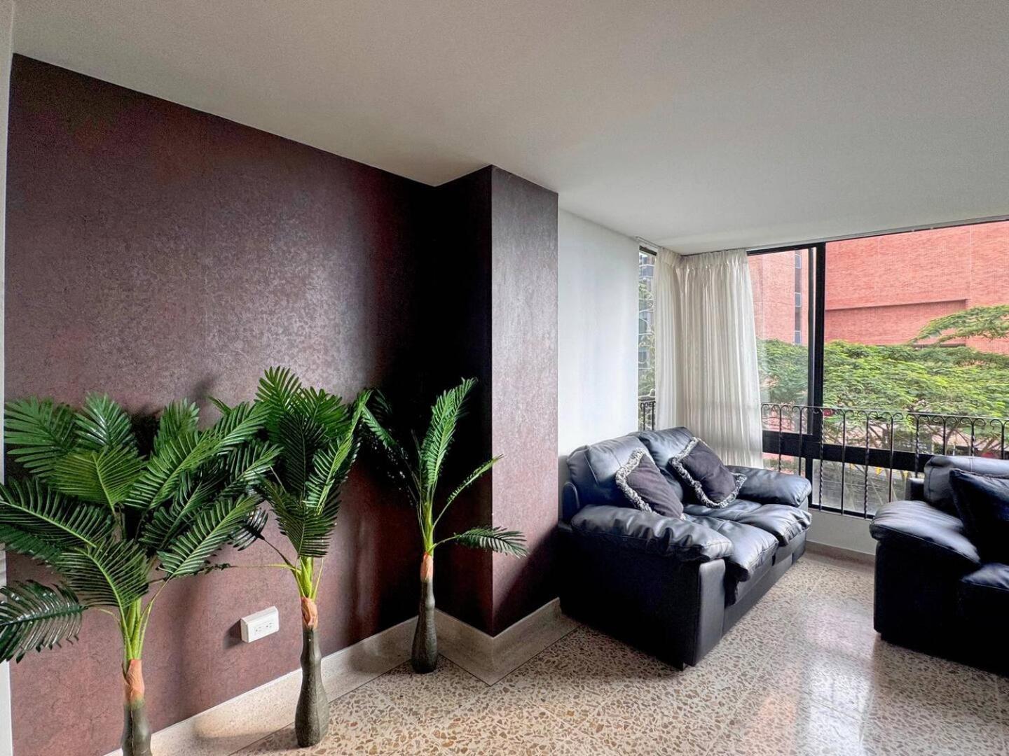 4br 232 M In El Poblado, El Tesoro Medellín