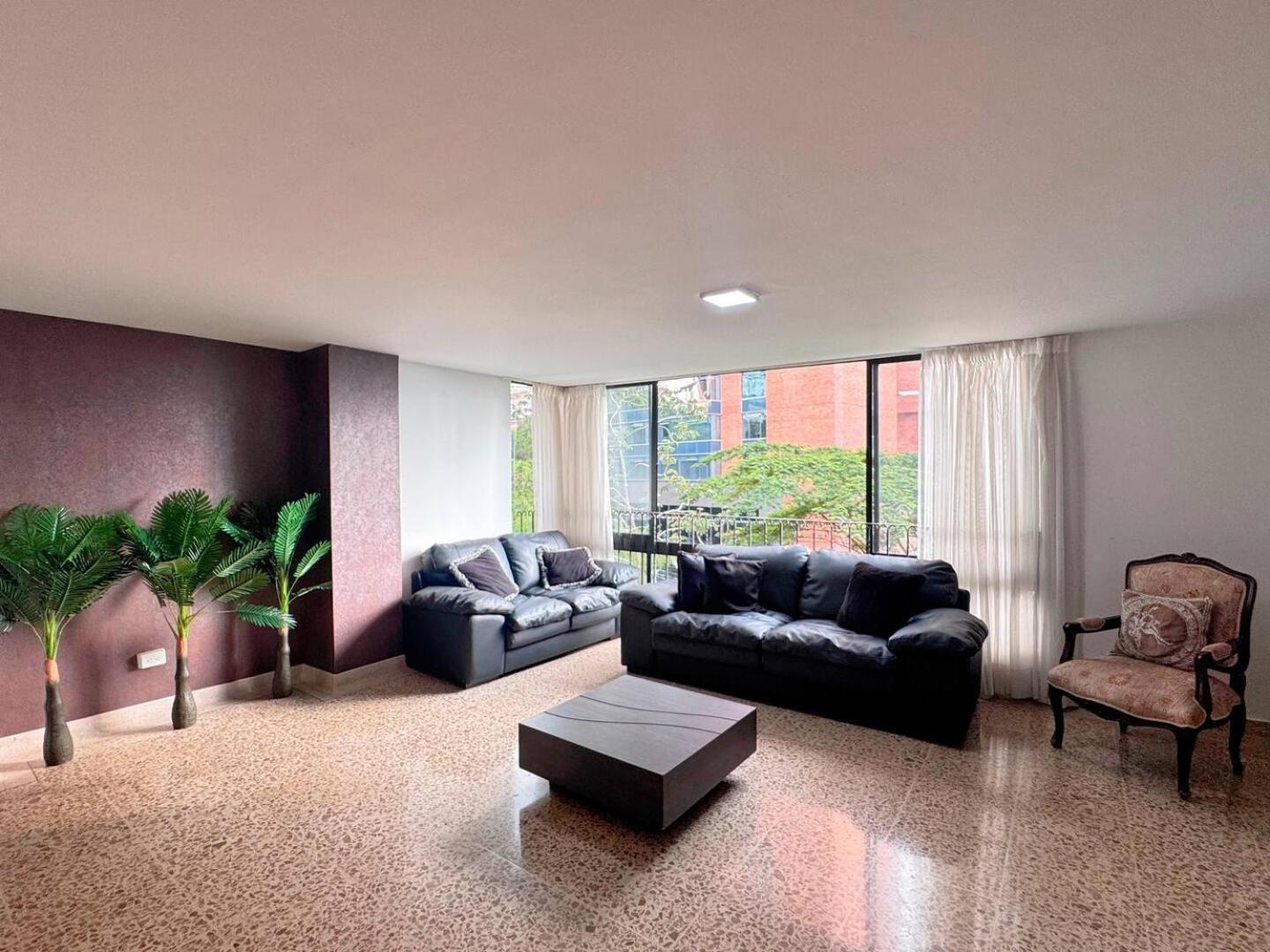 4br 232 M In El Poblado, El Tesoro Сasa de vacaciones *