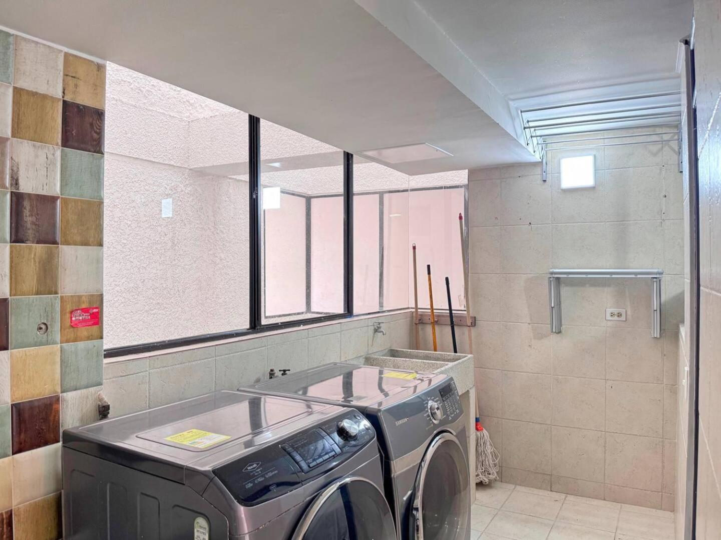 4br 232 M In El Poblado, El Tesoro *