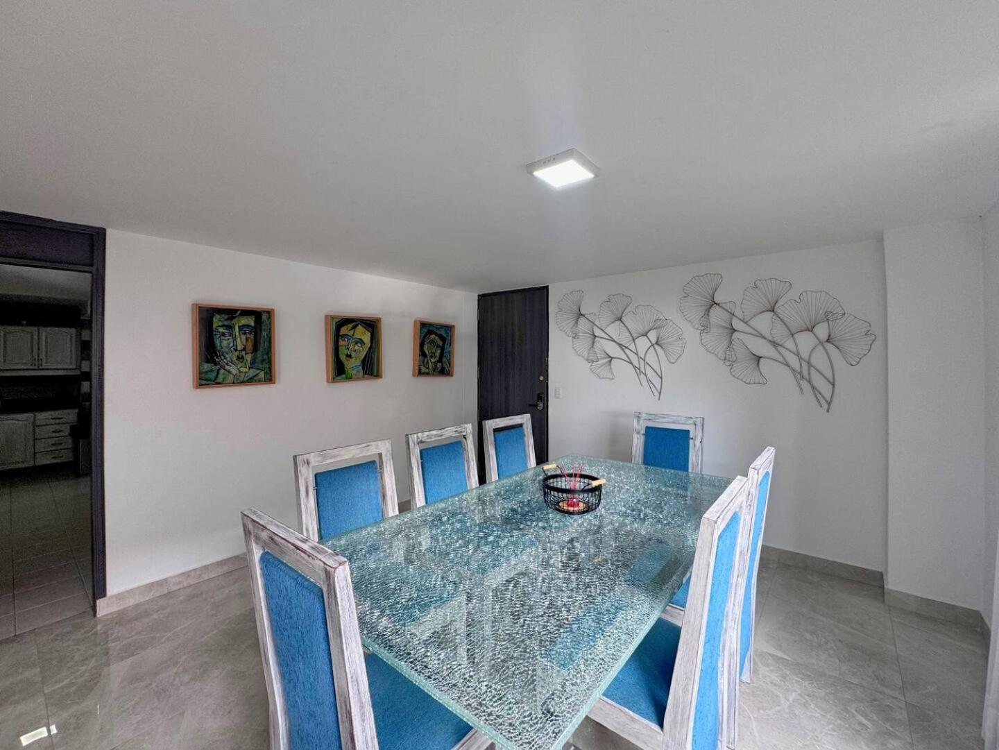 4br 232 M In El Poblado, El Tesoro *