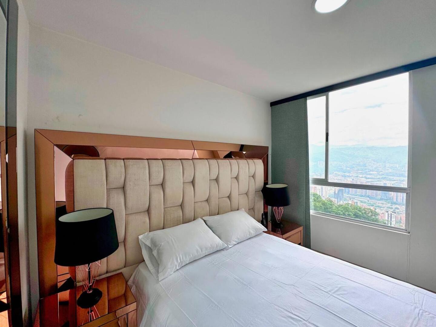Apartamento 3br Panoramic Near Country Club El Poblado Medellín