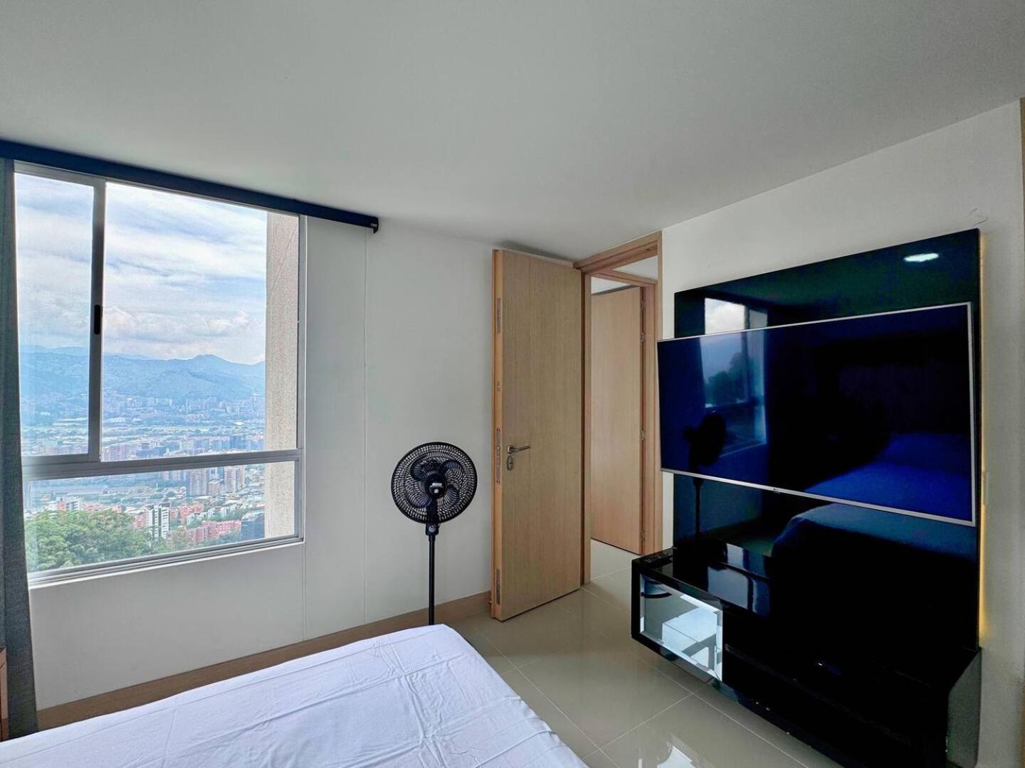 Apartamento 3br Panoramic Near Country Club El Poblado *
