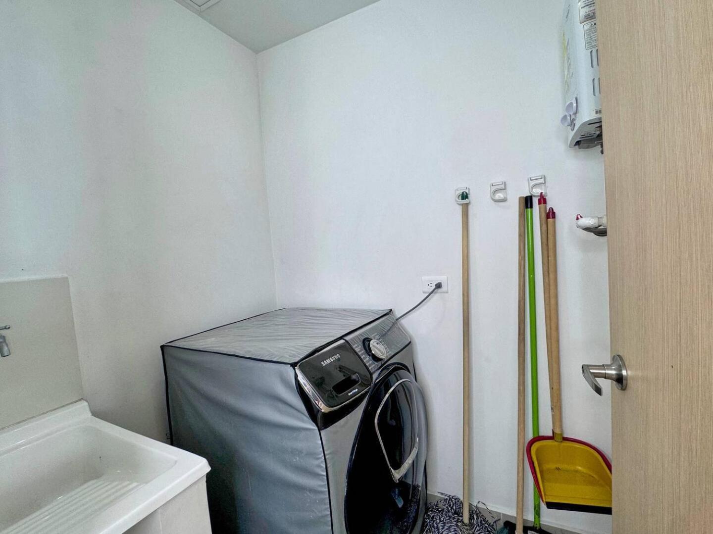Apartamento 3br Panoramic Near Country Club El Poblado Medellín