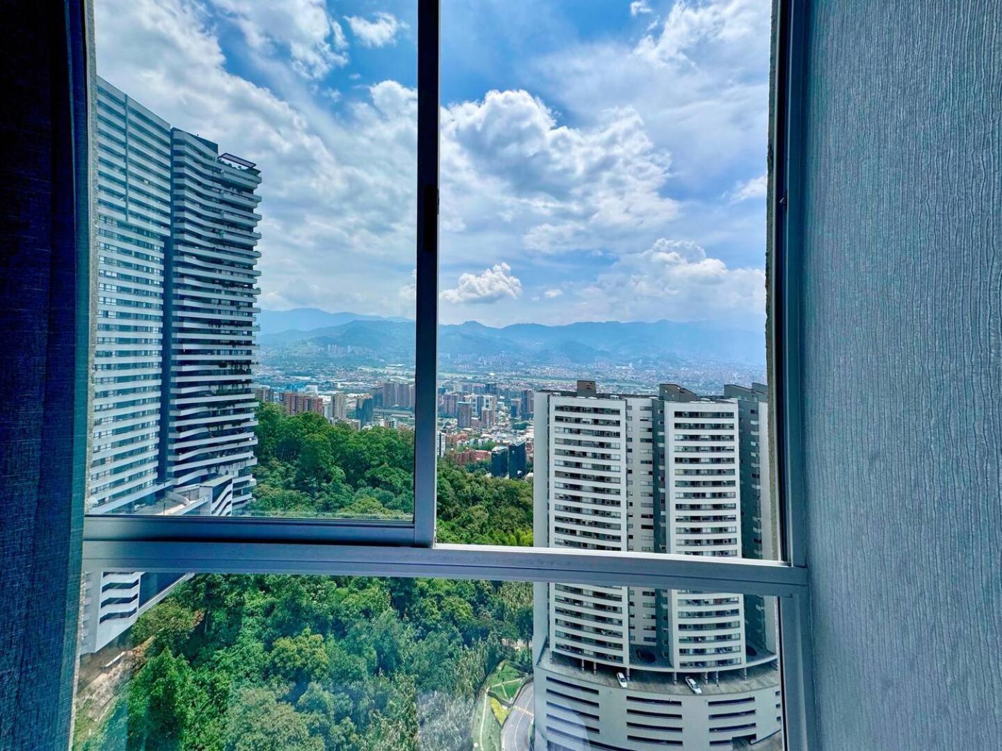 3br Panoramic Near Country Club El Poblado Medellín