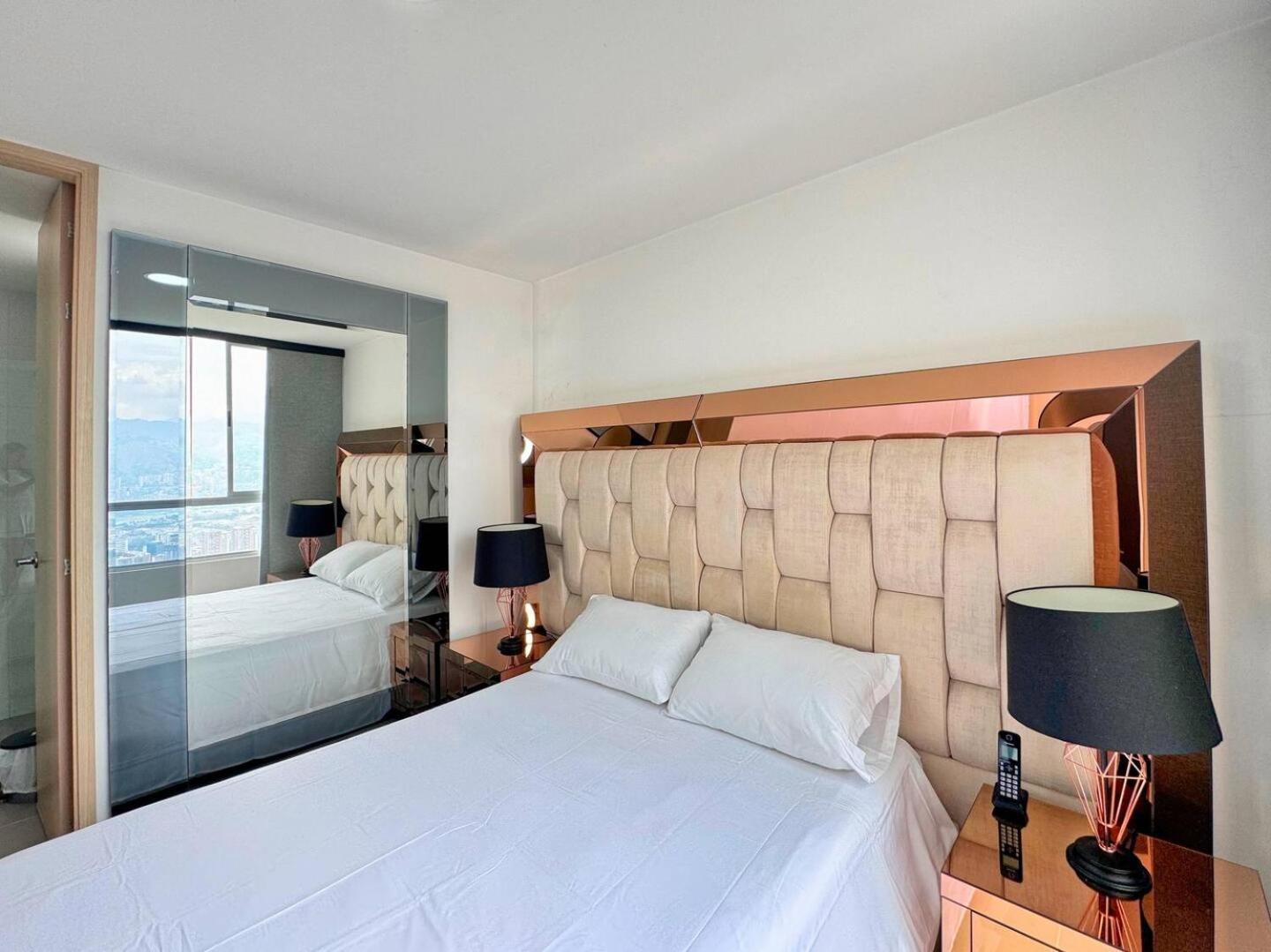 Apartamento 3br Panoramic Near Country Club El Poblado *