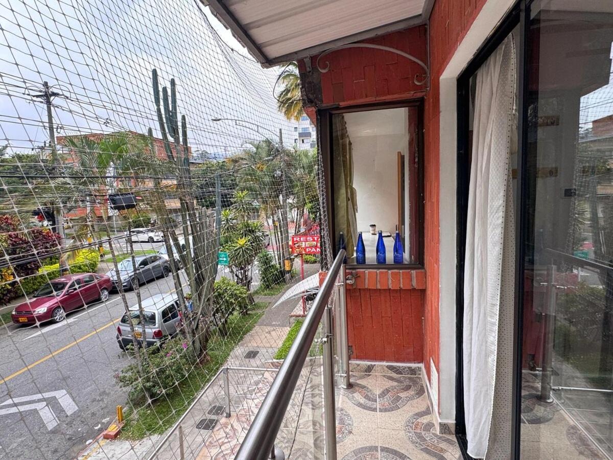 Apartamento En Belen Cerca A Laureles, Wifi, Balcon Y Patio
