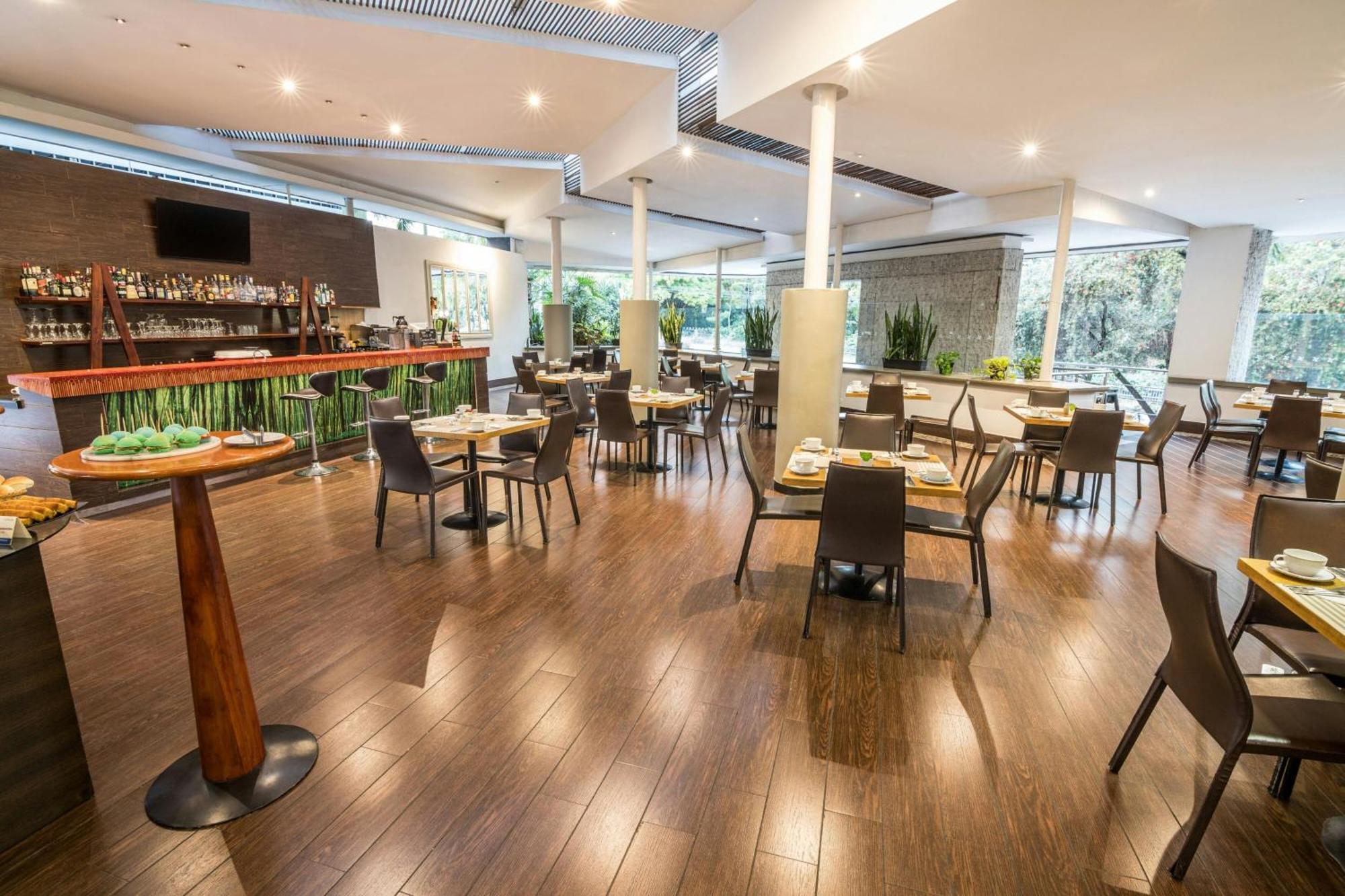 Four Points By Sheraton Medellín